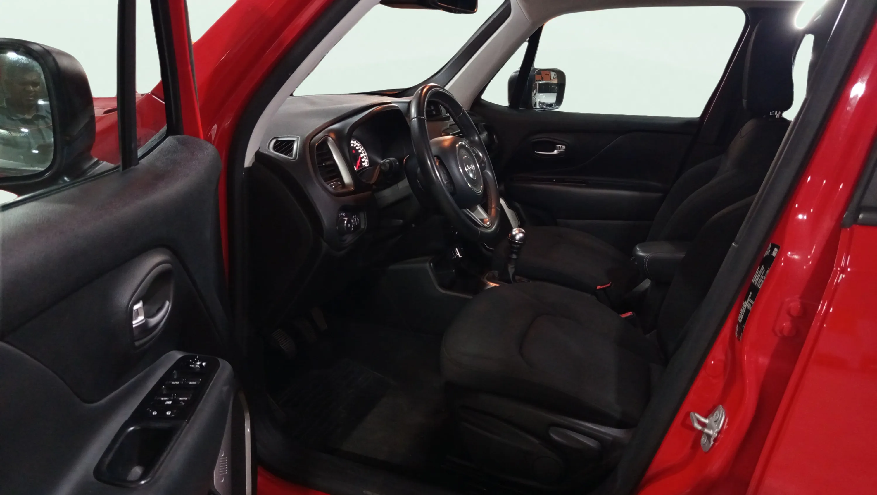 Jeep Renegade Longitude 1.0G 4x2 - foto 16