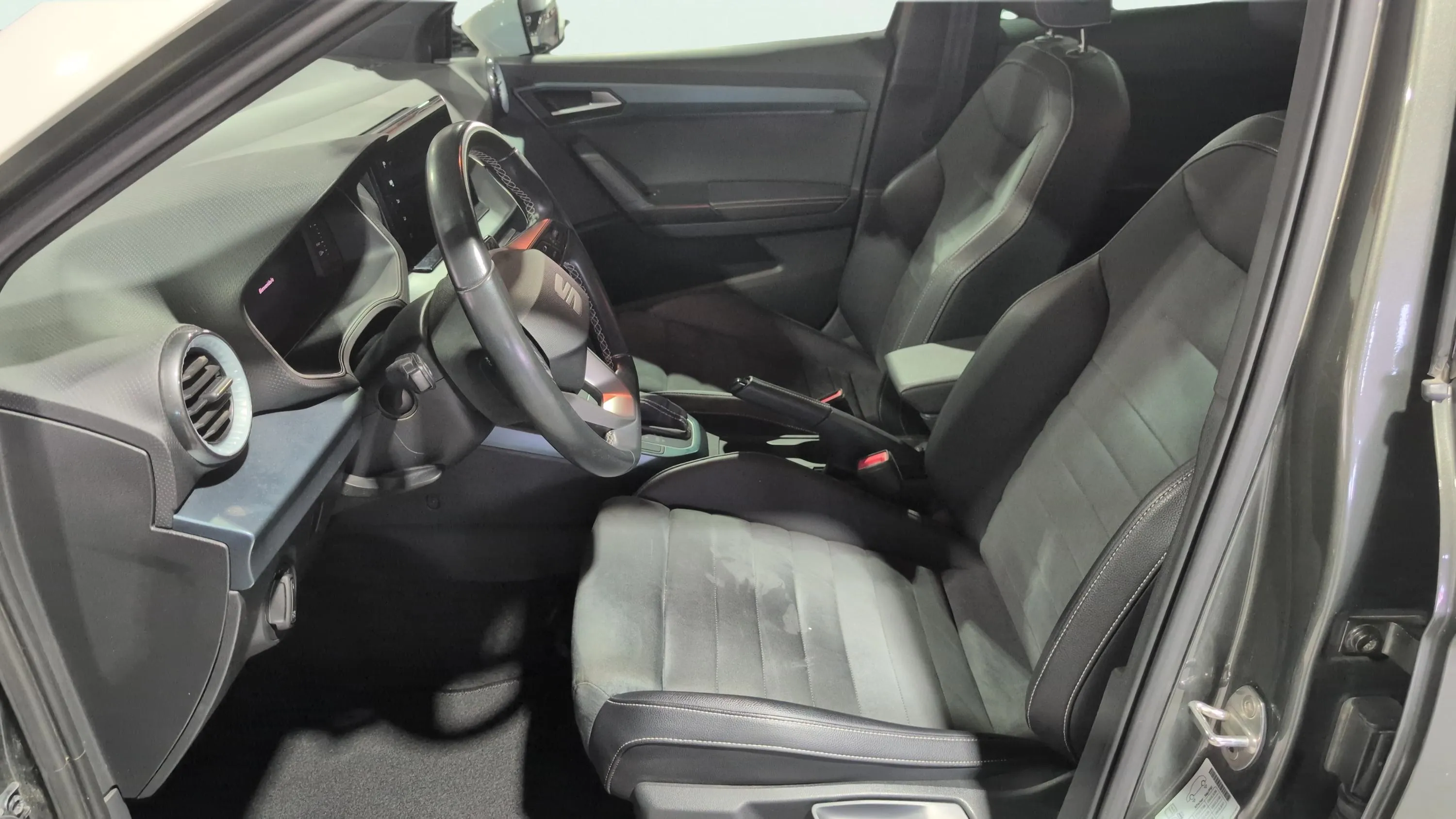 SEAT Arona 1.5 TSI DSG Xperience Special Ed - foto 18