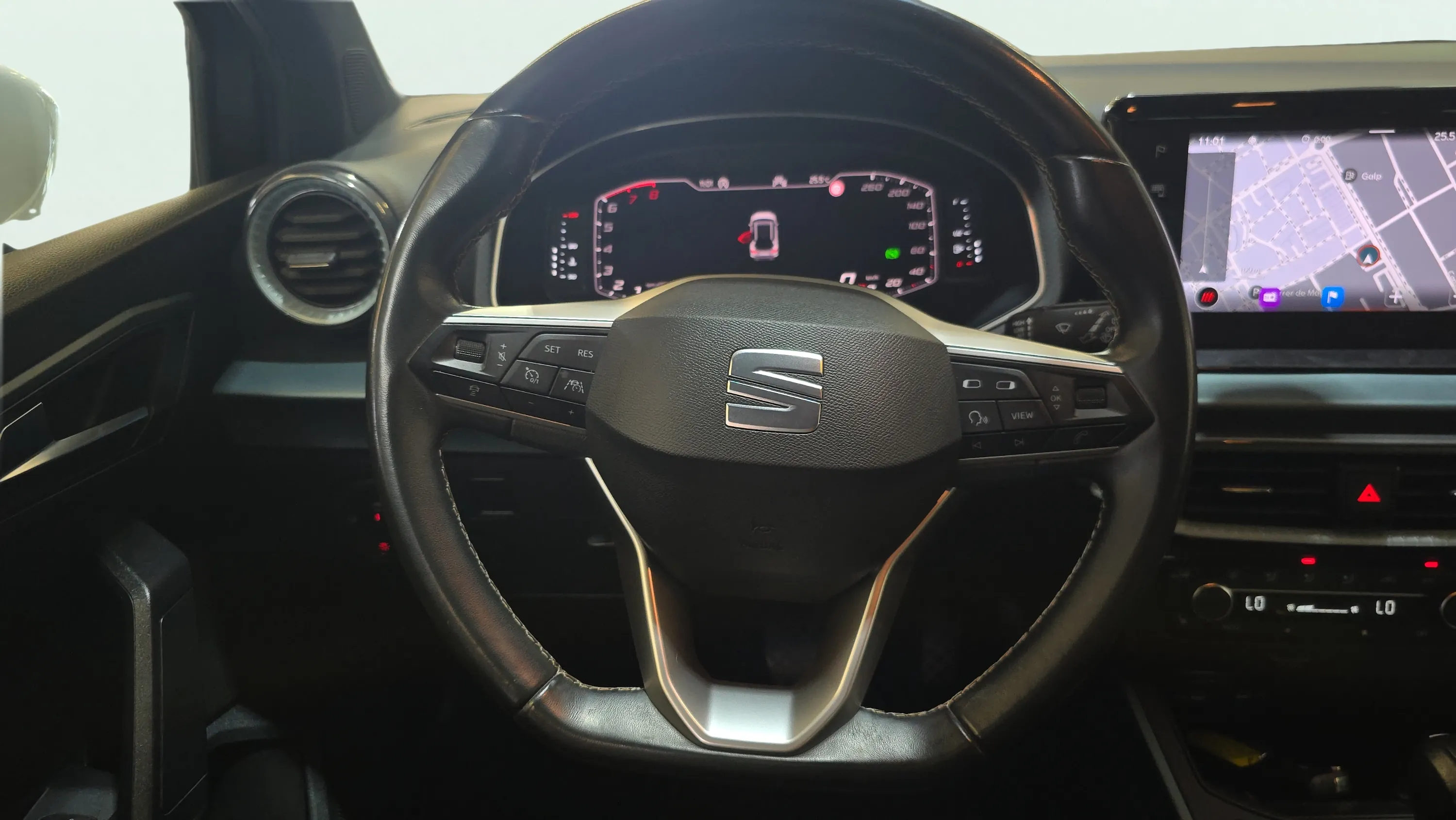 SEAT Arona 1.5 TSI DSG Special Edition - foto 11