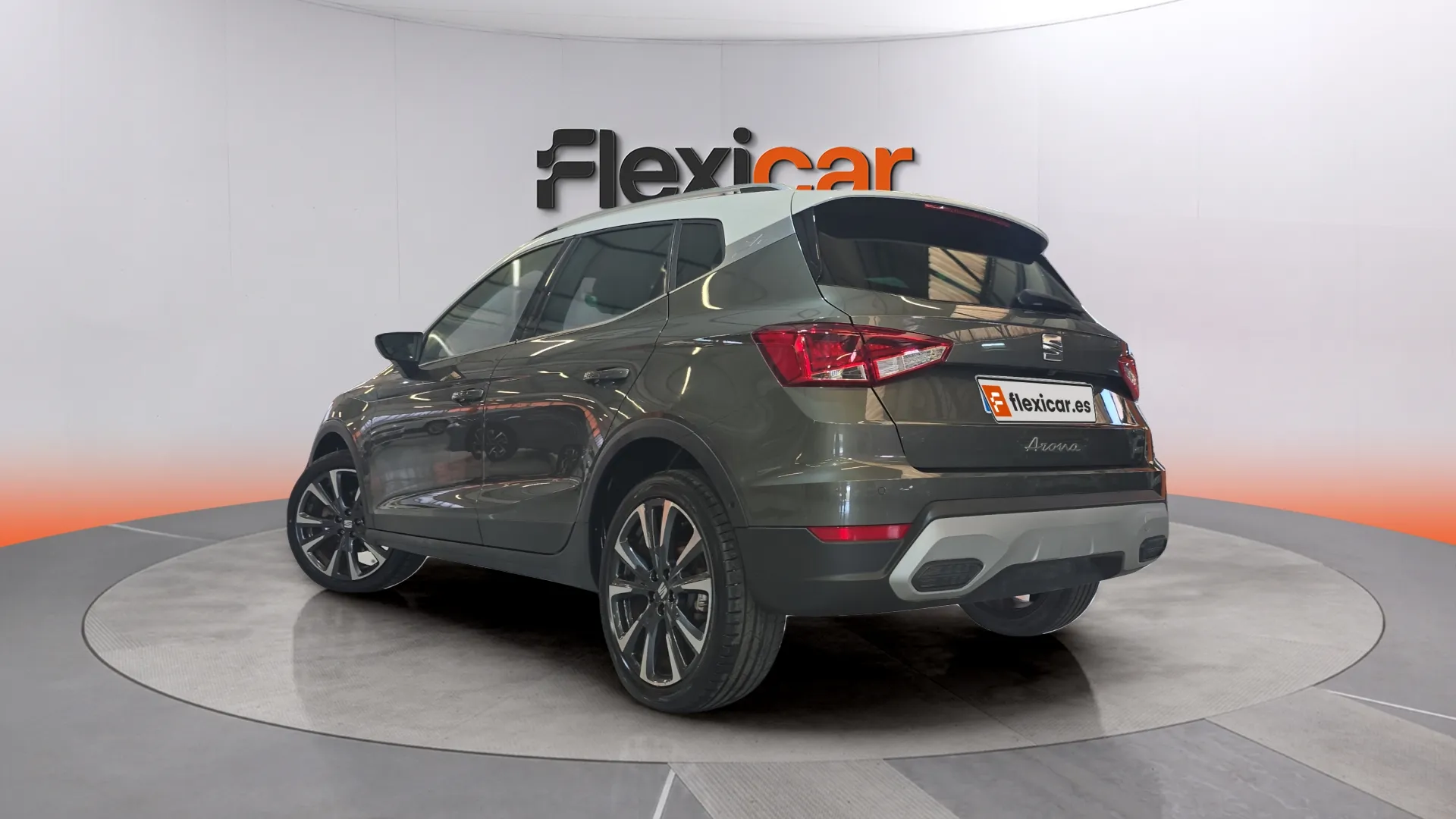 SEAT Arona 1.5 TSI DSG Special Edition - foto 5
