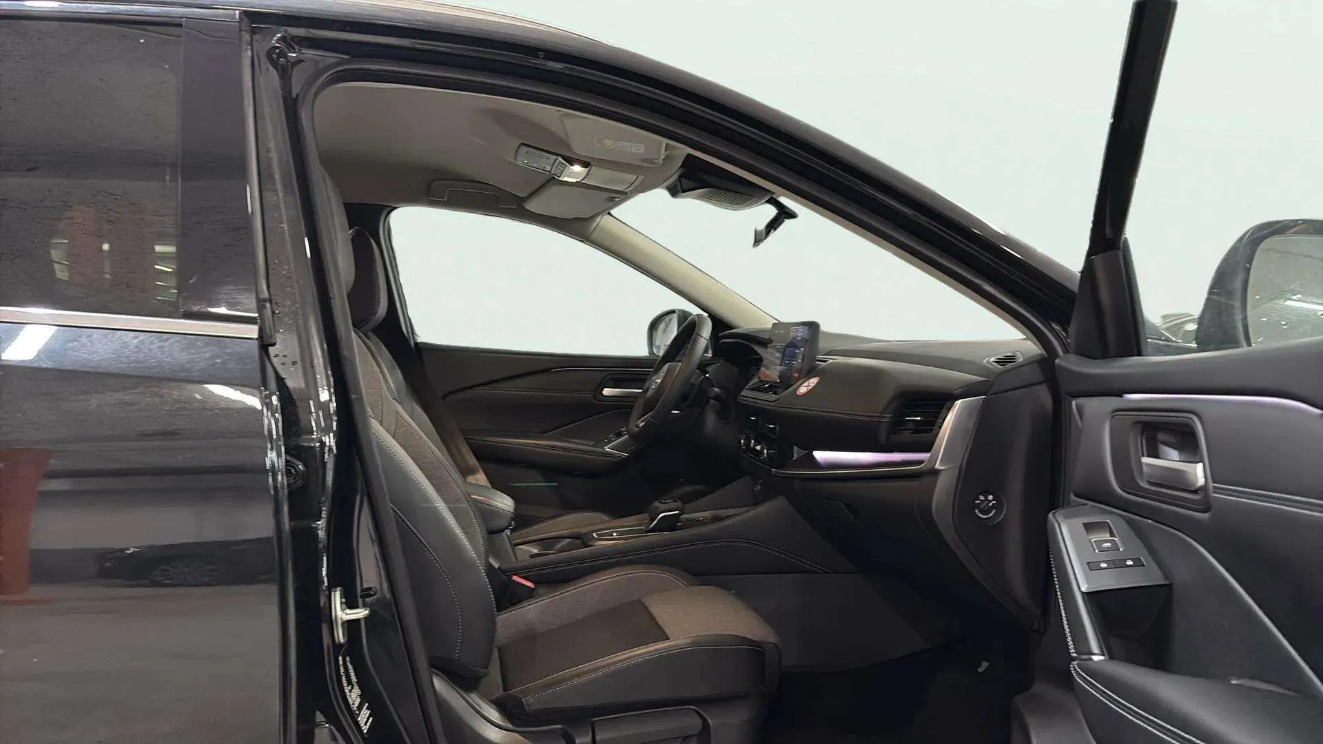 Nissan Qashqai DIG-T CVT N-Connecta - foto 12