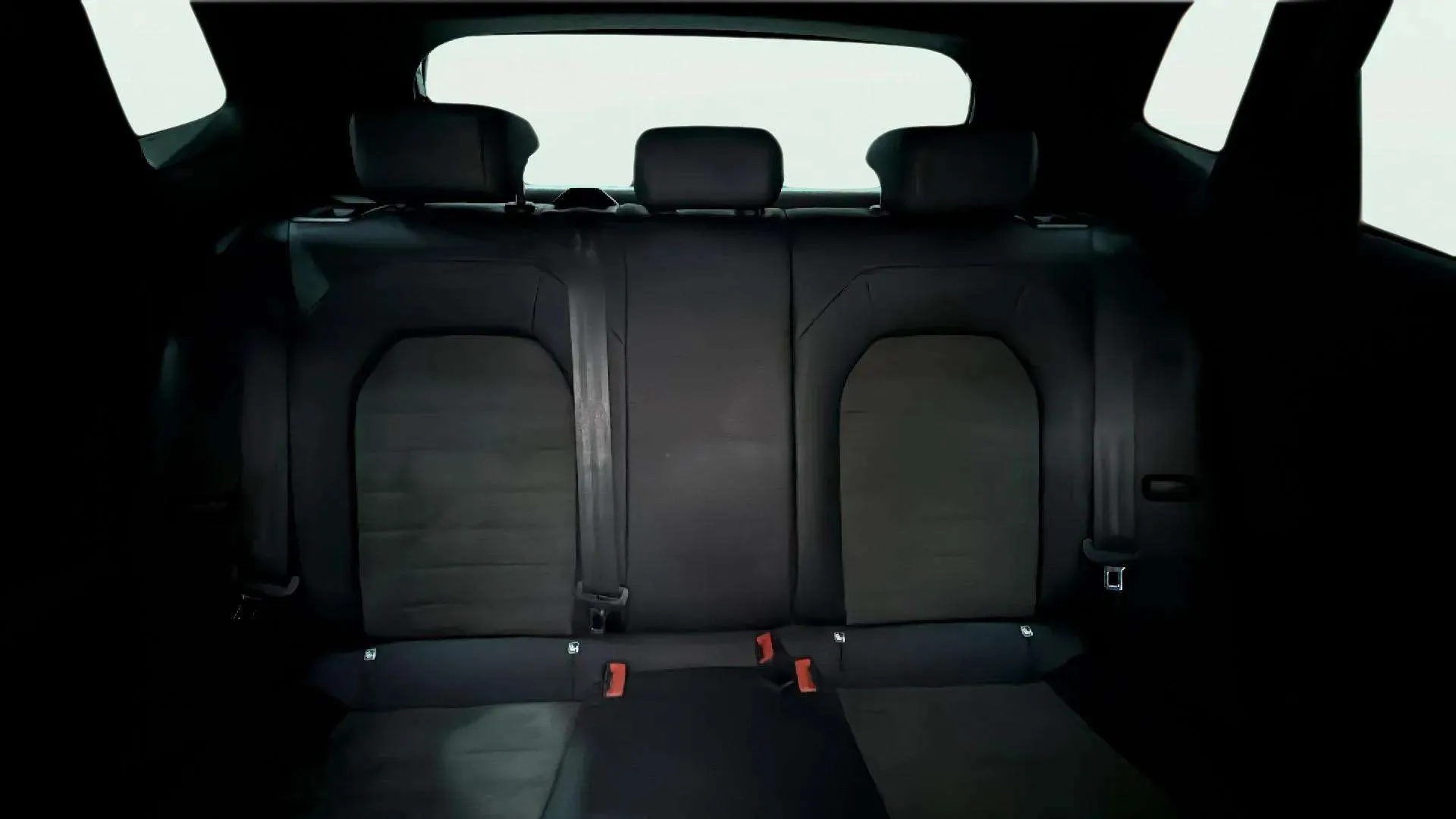 SEAT Arona 1.5 TSI DSG Special Edition - foto 15