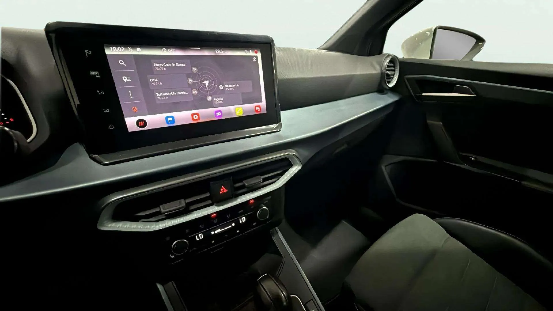 SEAT Arona 1.5 TSI DSG Special Edition - foto 16