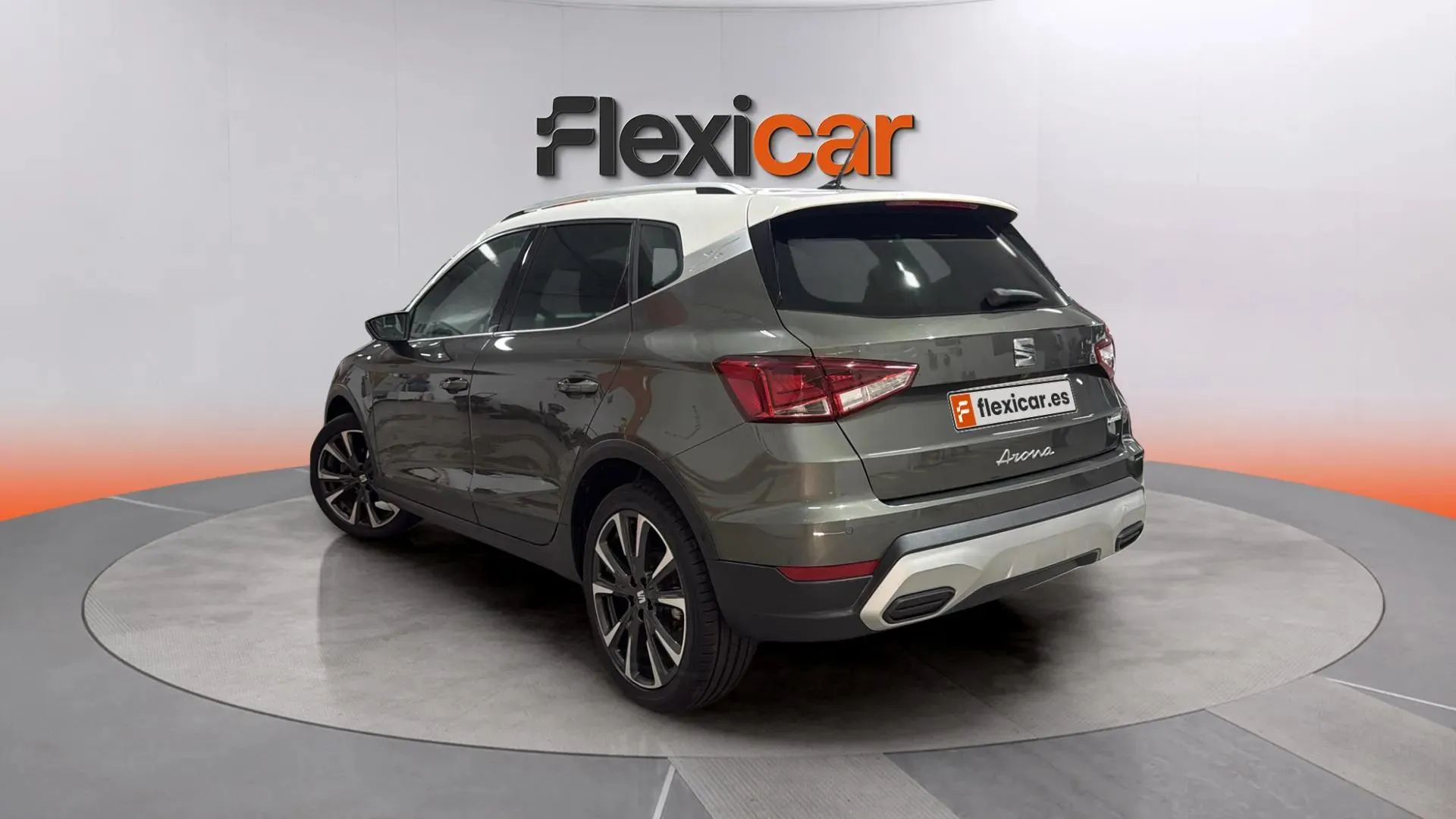 SEAT Arona 1.5 TSI DSG Special Edition - foto 5