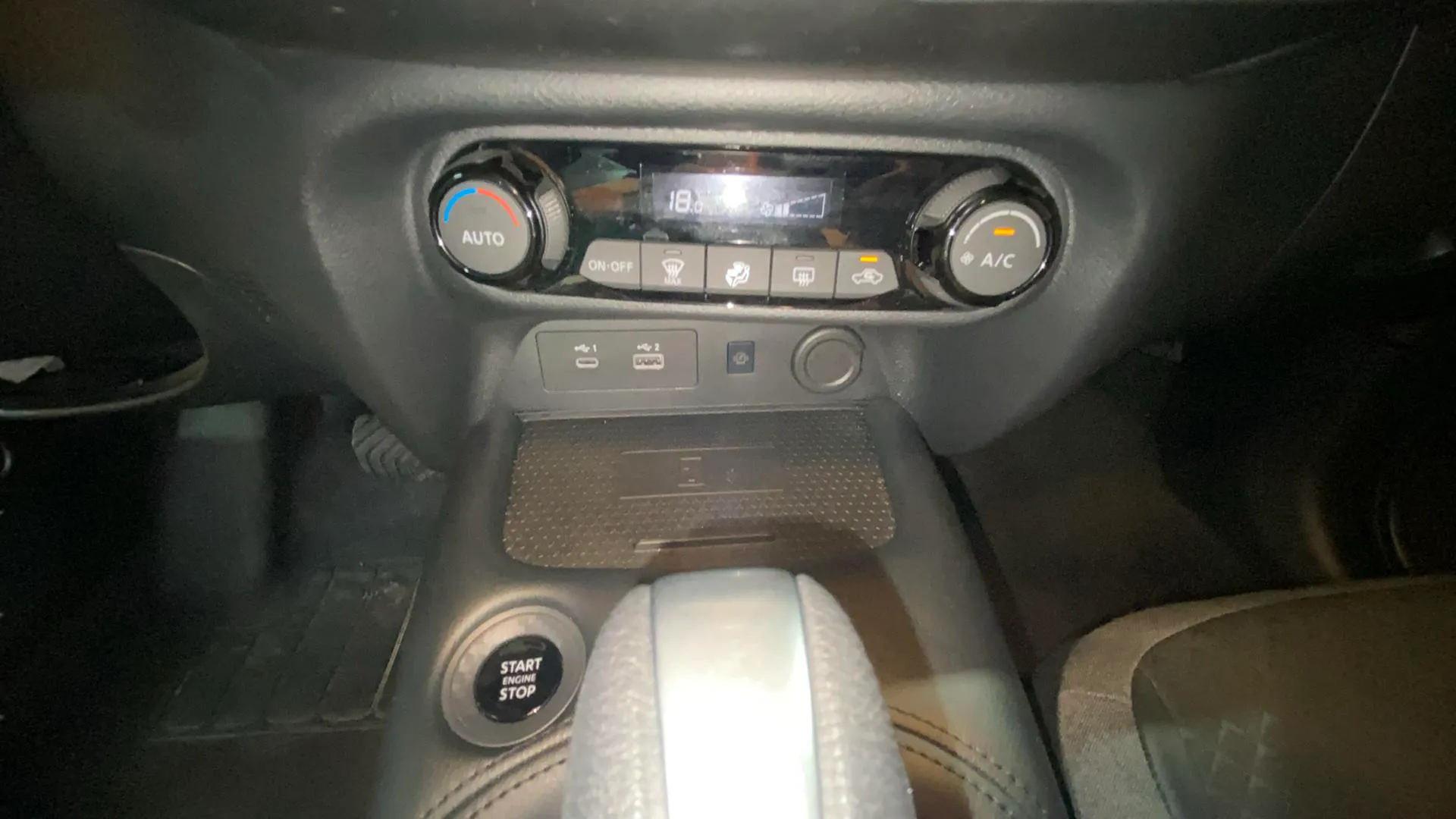 Nissan Juke DIG-T DCT N-Connecta - foto 21