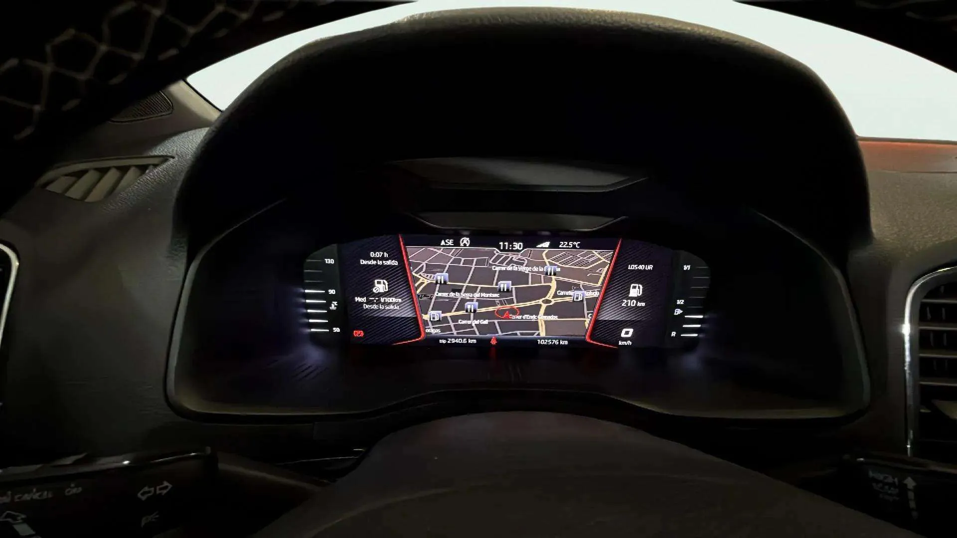 Škoda Karoq 1.5 TSI ACT Sportline - foto 11