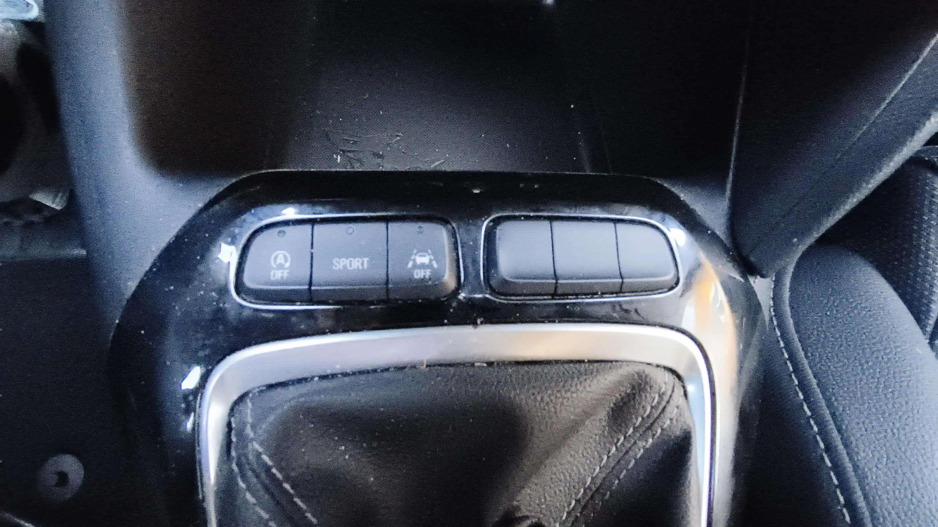Opel Corsa 1.2T XHL GS - foto 32