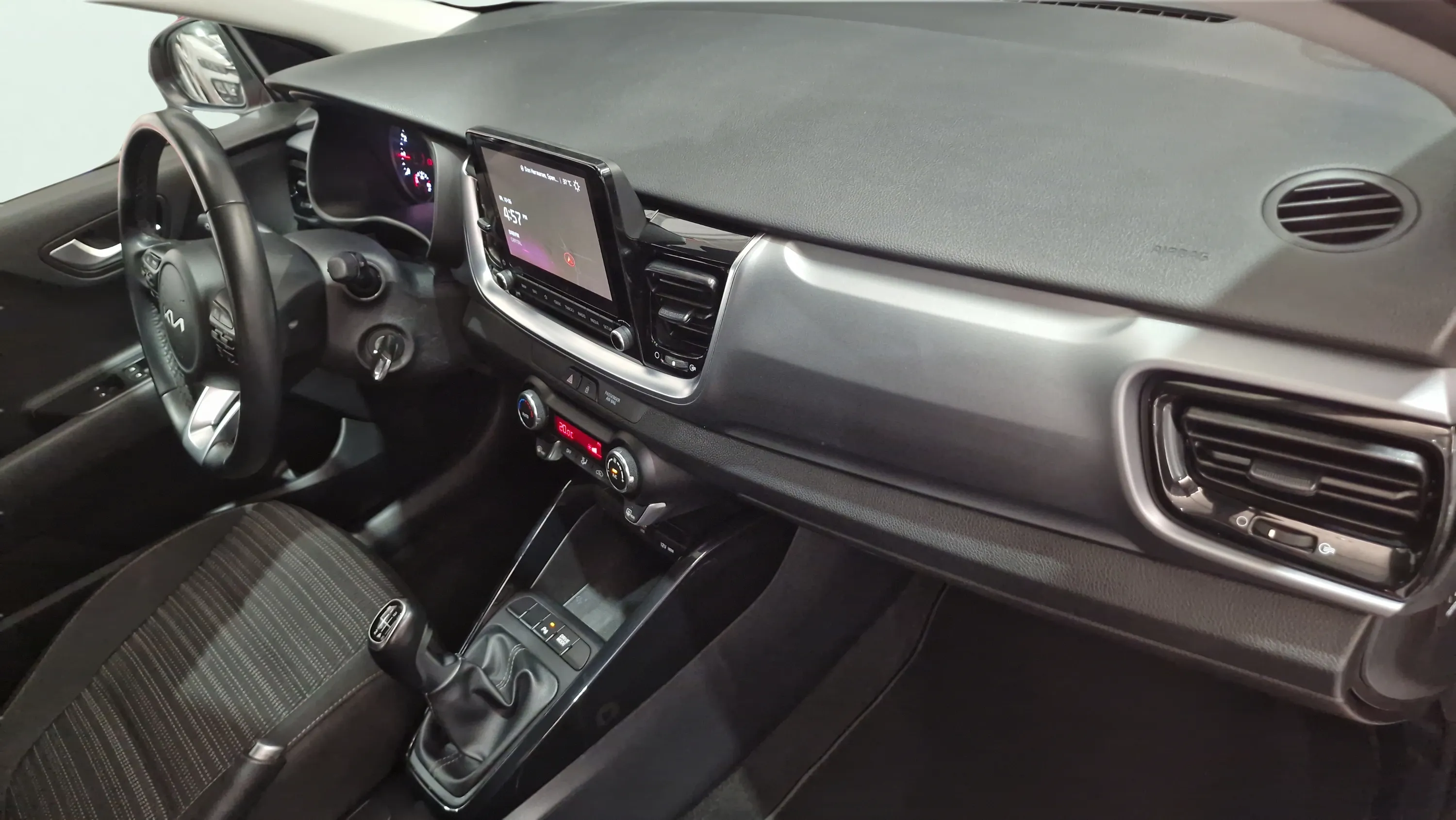 Kia Stonic 1.0 T-GDi MHEV Drive - foto 12
