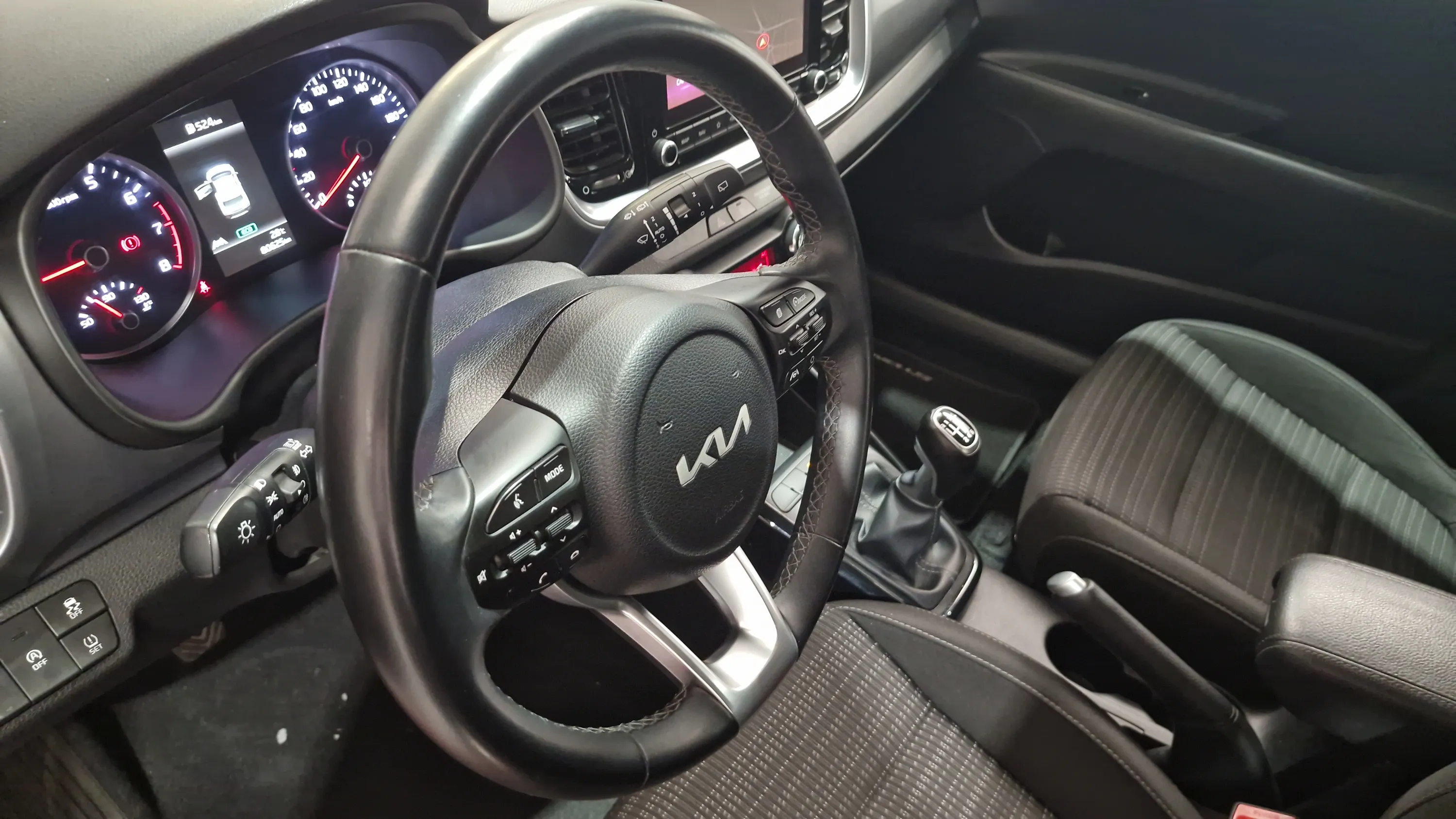 Kia Stonic 1.0 T-GDi MHEV Drive - foto 13