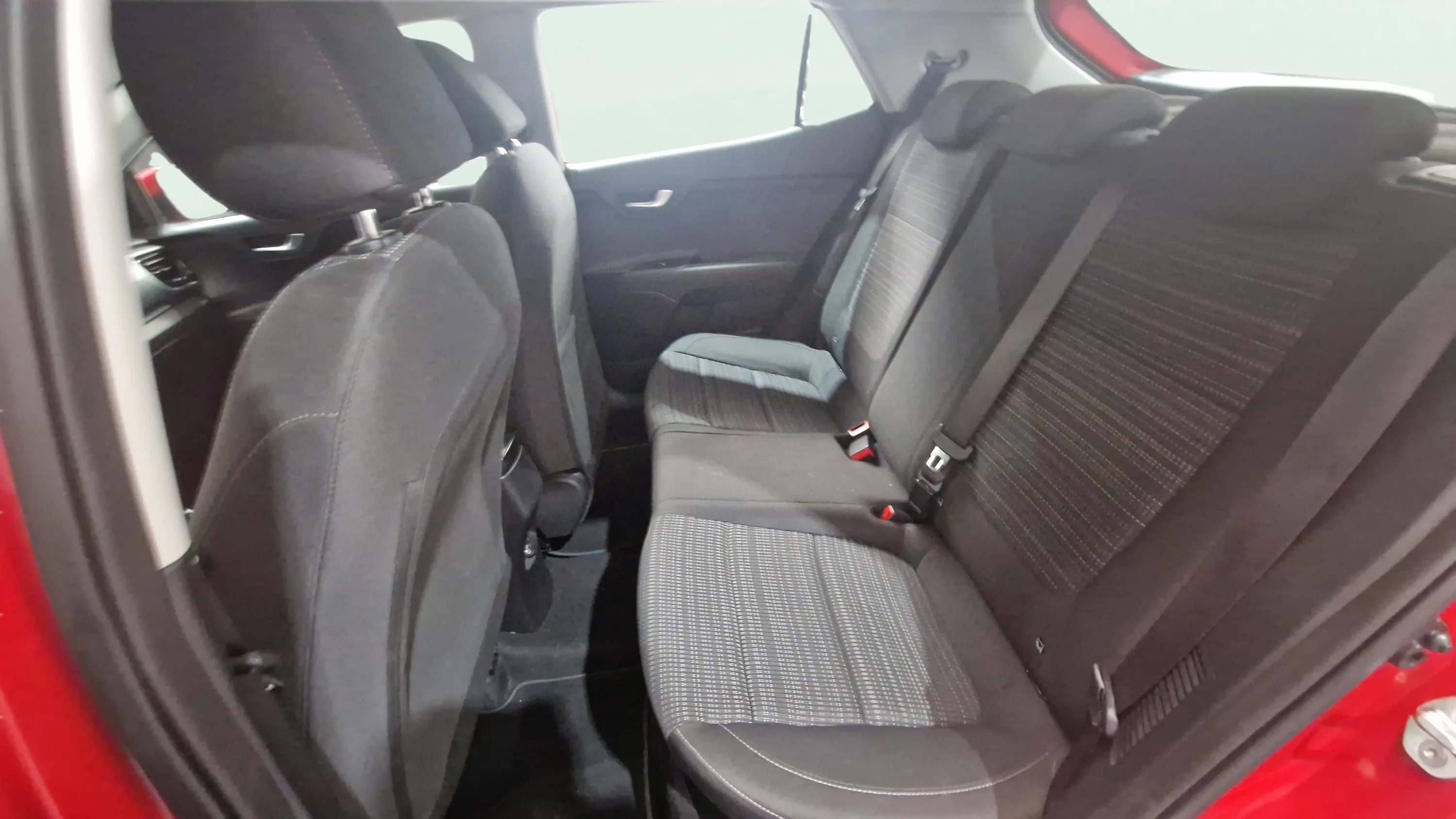 Kia Stonic 1.0 T-GDi MHEV Drive - foto 24