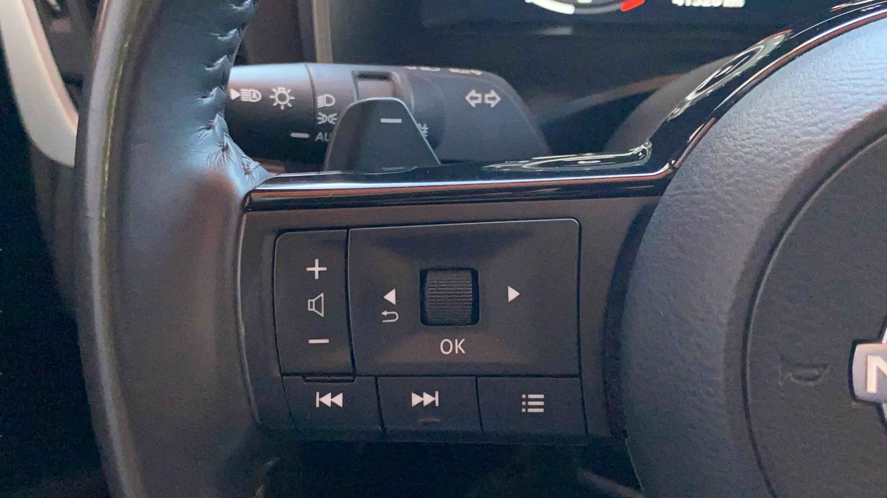 Nissan Qashqai DIG-T CVT N-Connecta - foto 18