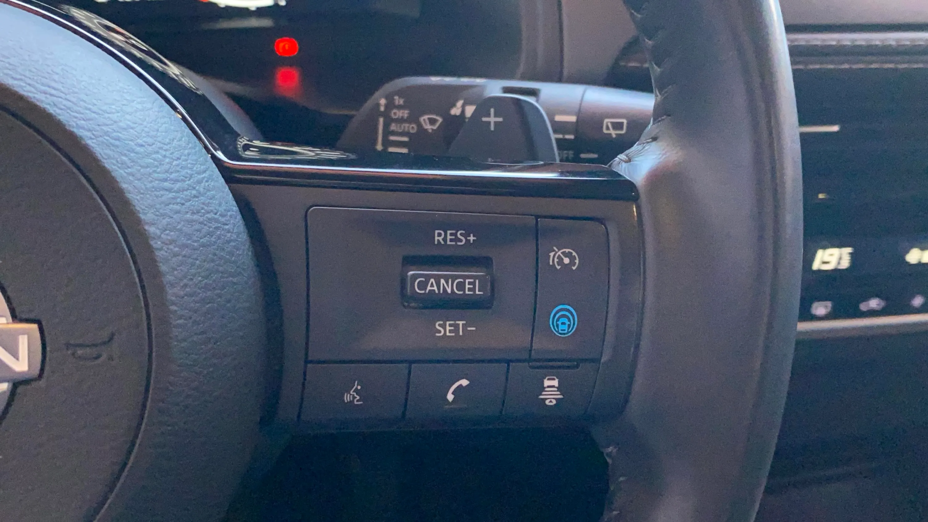 Nissan Qashqai DIG-T CVT N-Connecta - foto 19