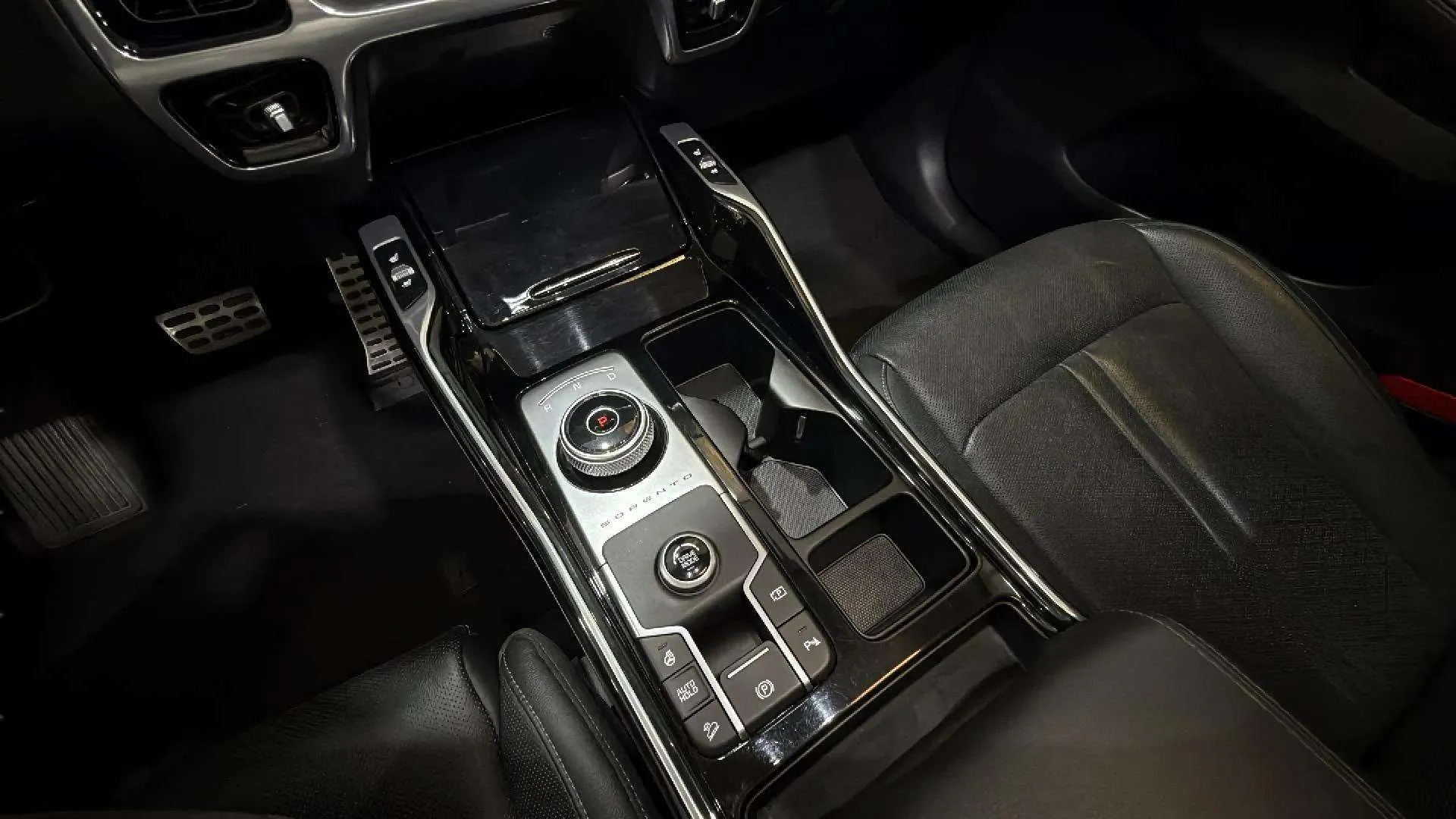 Kia Sorento 1.6 T-GDi HEV Plus Edition 4x2 7 plazas - foto 17