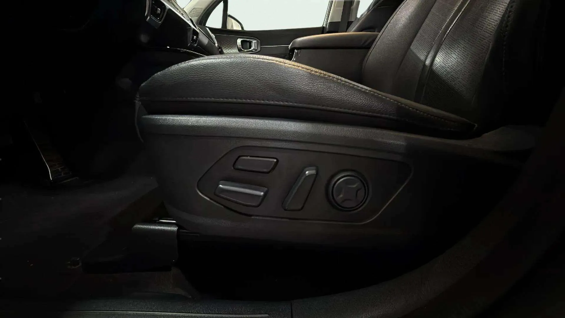 Kia Sorento 1.6 T-GDi HEV Plus Edition 4x2 7 plazas - foto 21