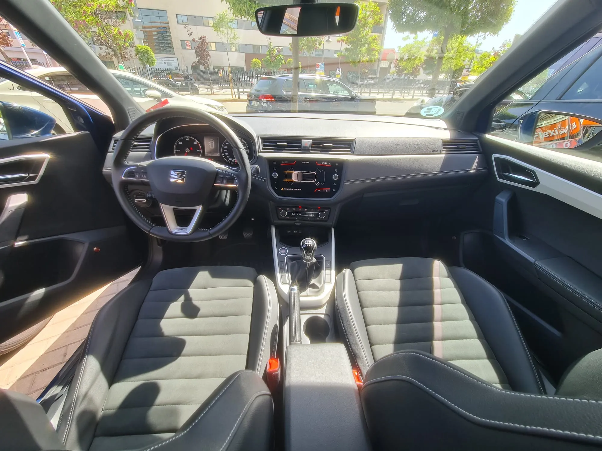 SEAT Arona 1.6 TDI Xcellence Ecomotive - foto 12