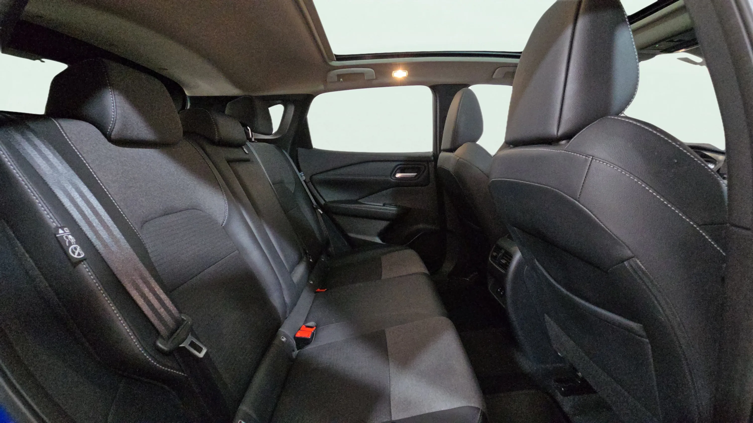 Nissan Qashqai DIG-T N-Connecta - foto 19