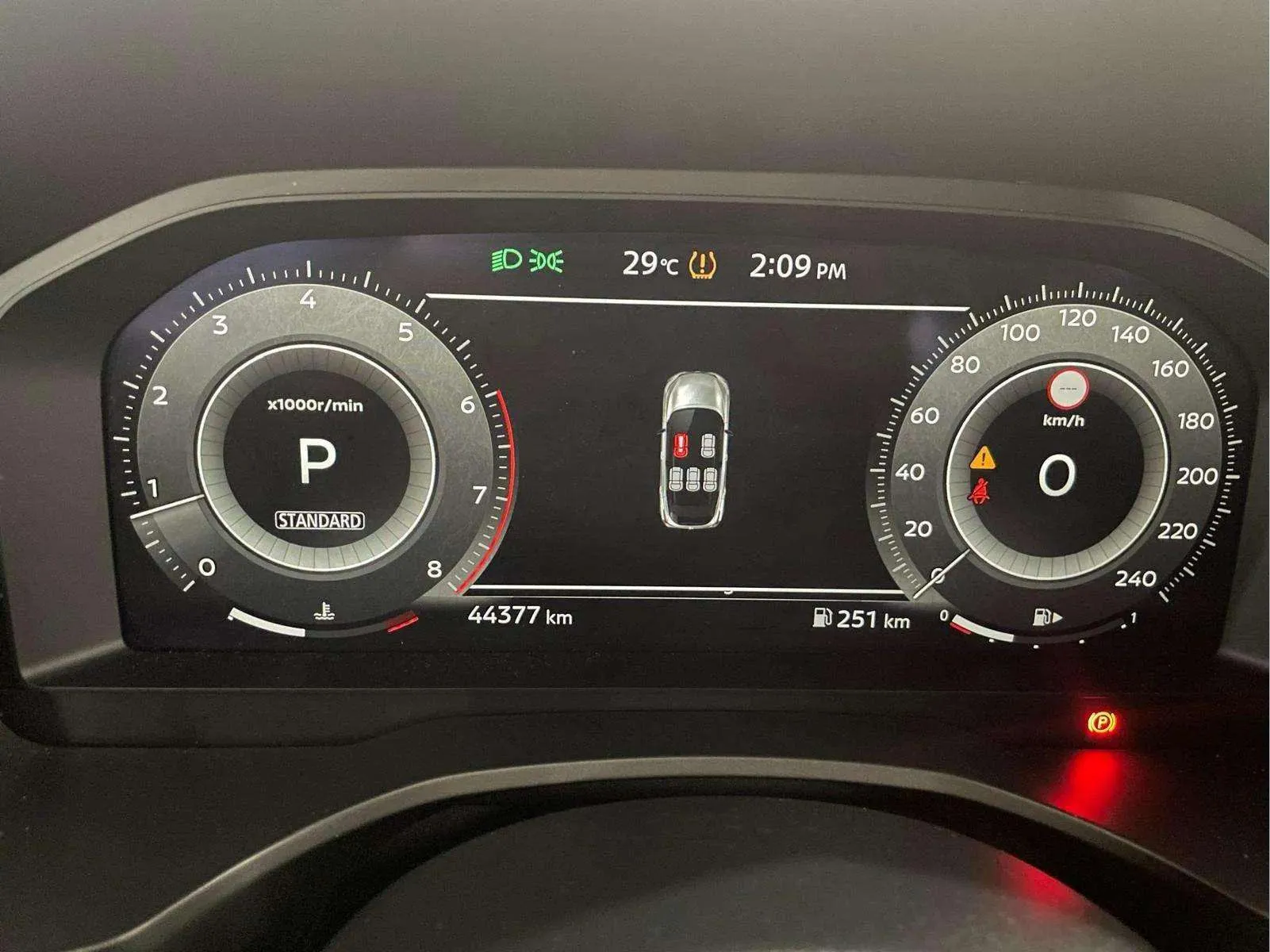Nissan Qashqai DIG-T CVT N-Connecta - foto 9