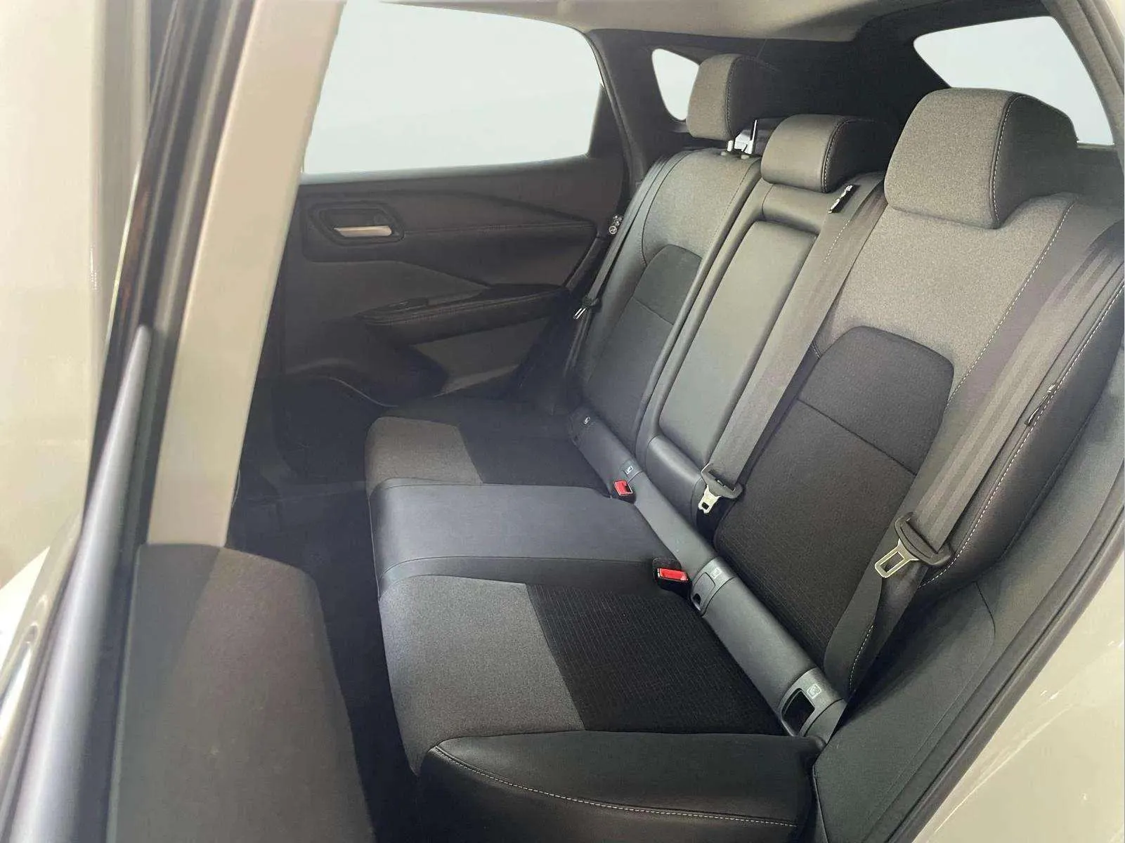 Nissan Qashqai DIG-T CVT N-Connecta - foto 6
