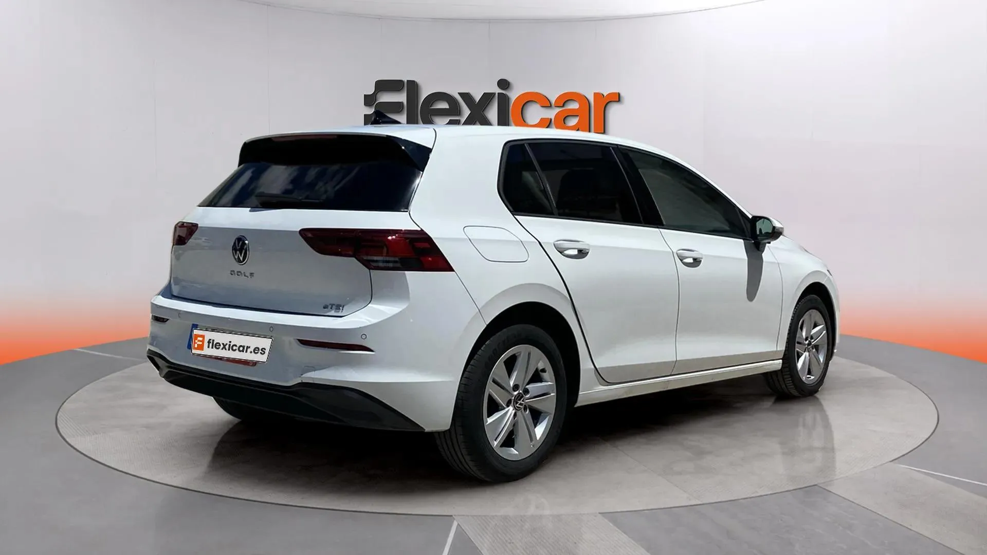 Volkswagen Golf 1.0 eTSI DSG - foto 7