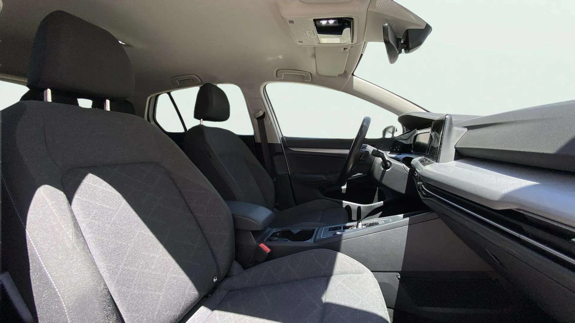 Volkswagen Golf 1.0 eTSI DSG - foto 16