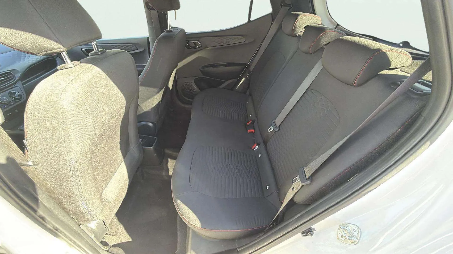 Hyundai i10 1.2 N Line - foto 17