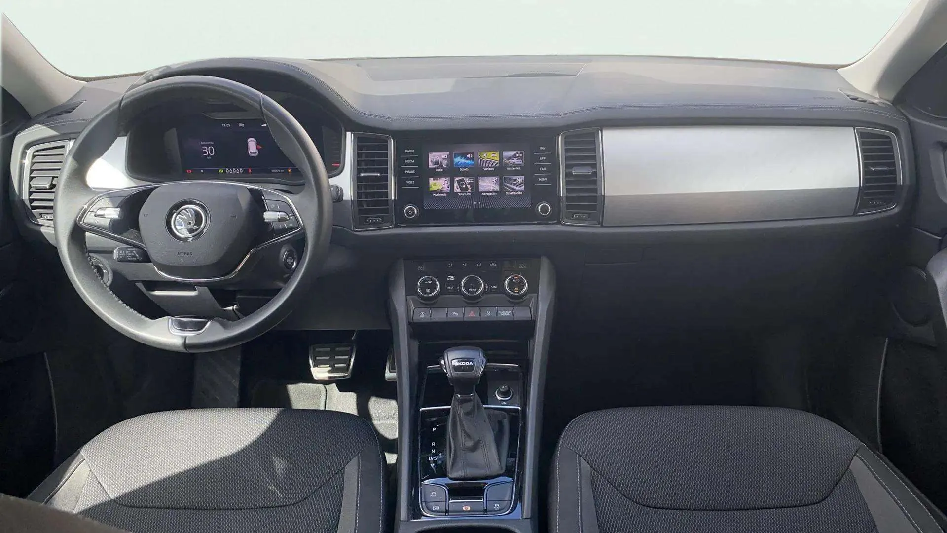 Škoda Kodiaq 2.0 TDI DSG Design - foto 11