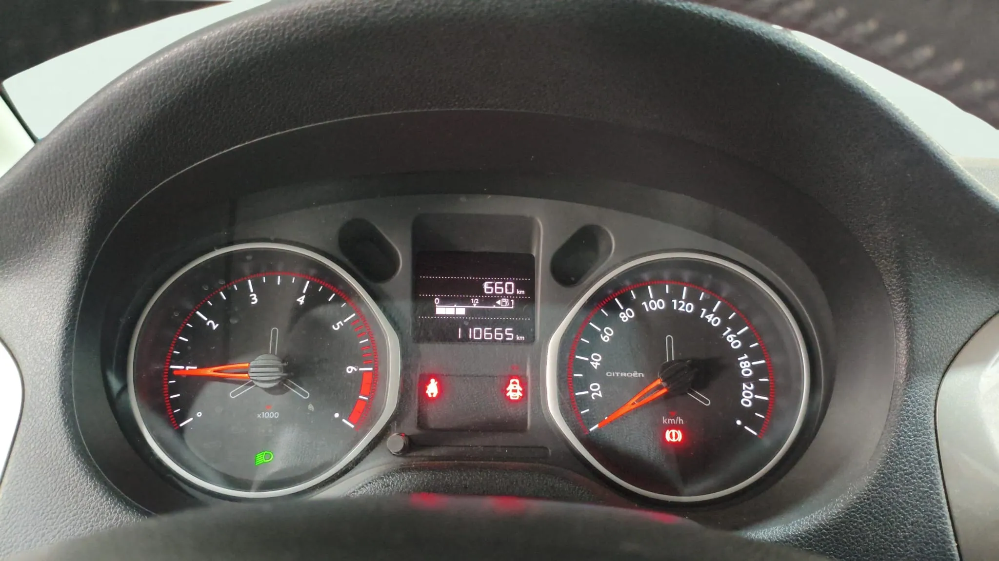 Citroën C-Elysée BlueHDi Shine - foto 12