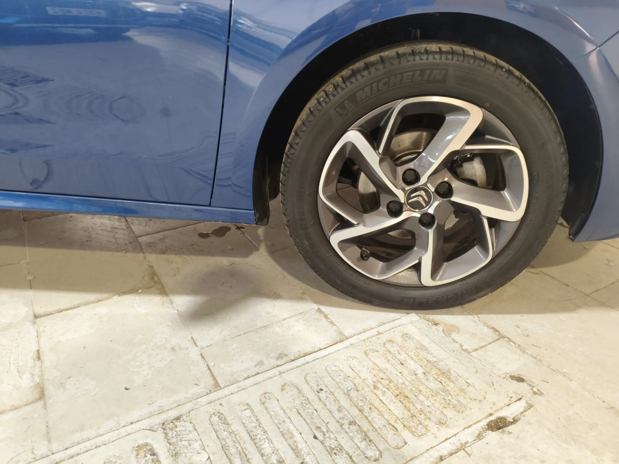 Citroën C-Elysée BlueHDi Shine - foto 19