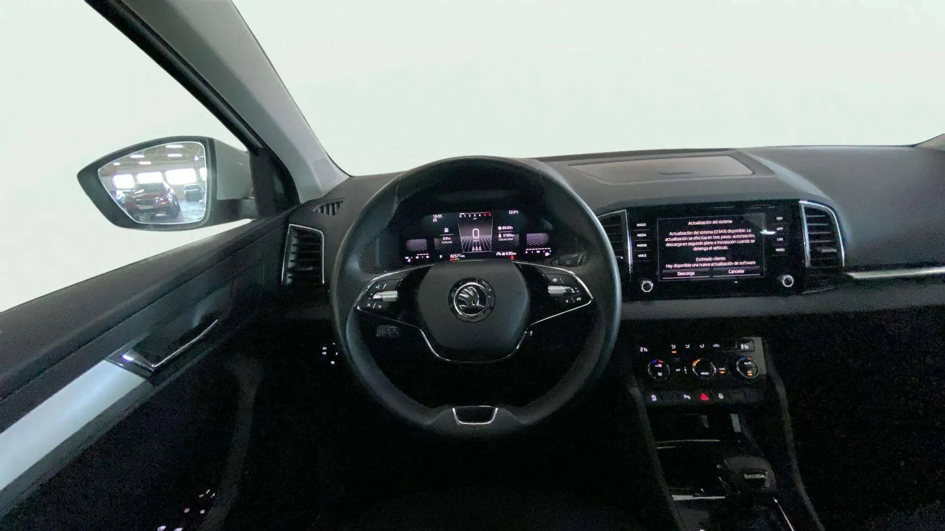Škoda Karoq 1.5 TSI DSG ACT Design - foto 12