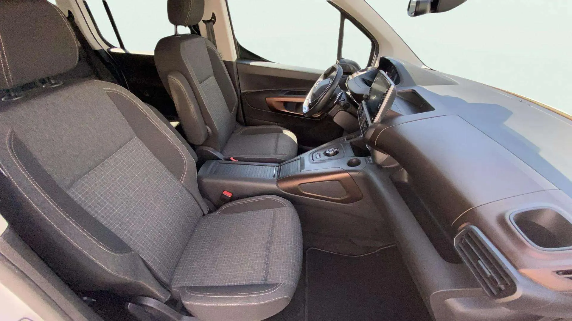 Peugeot Rifter GT BlueHDi 130 EAT8 Standard - foto 15