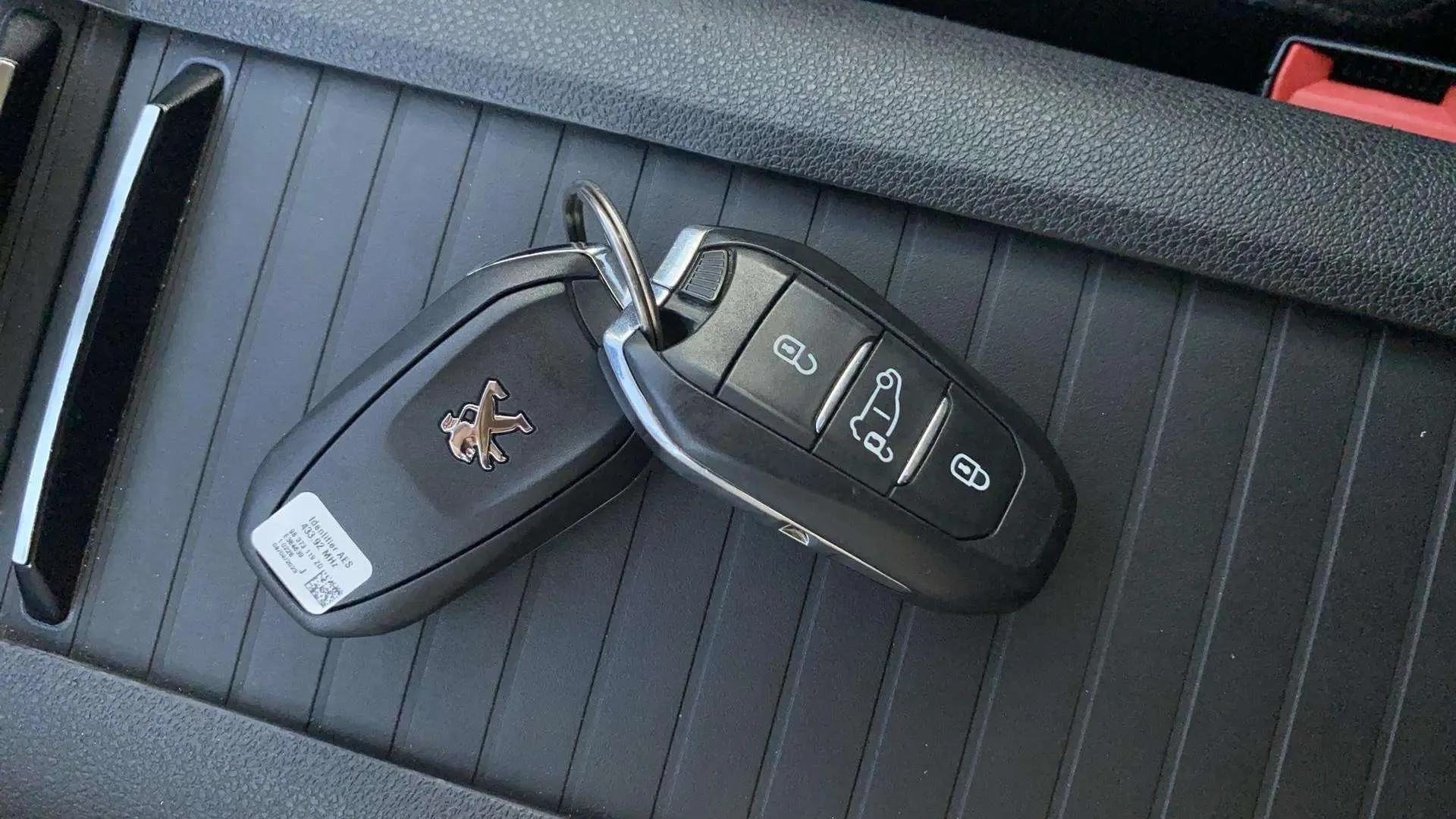 Peugeot Rifter GT BlueHDi 130 EAT8 Standard - foto 17