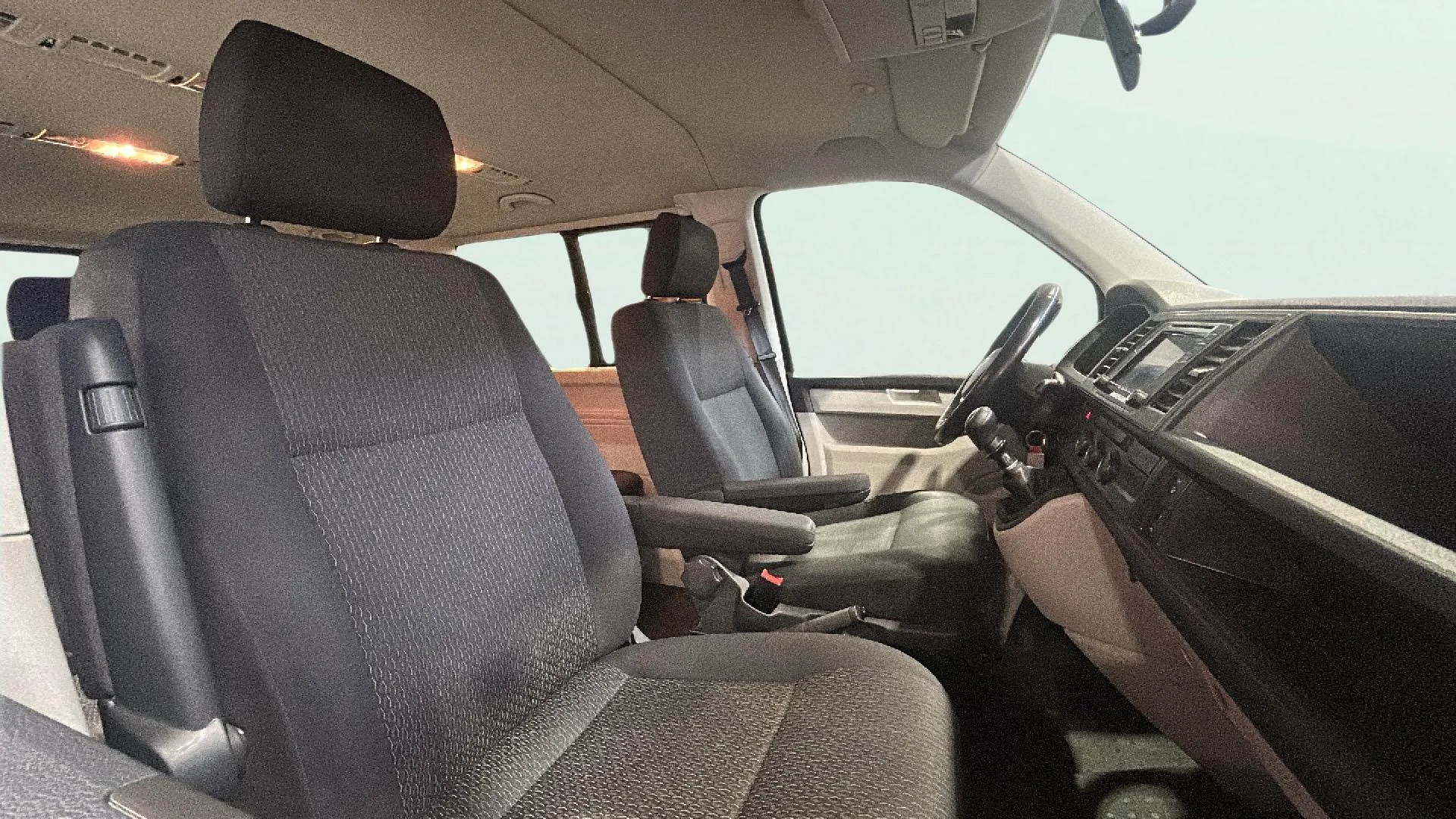 Volkswagen Caravelle Largo 2.0 TDI BMT - foto 19