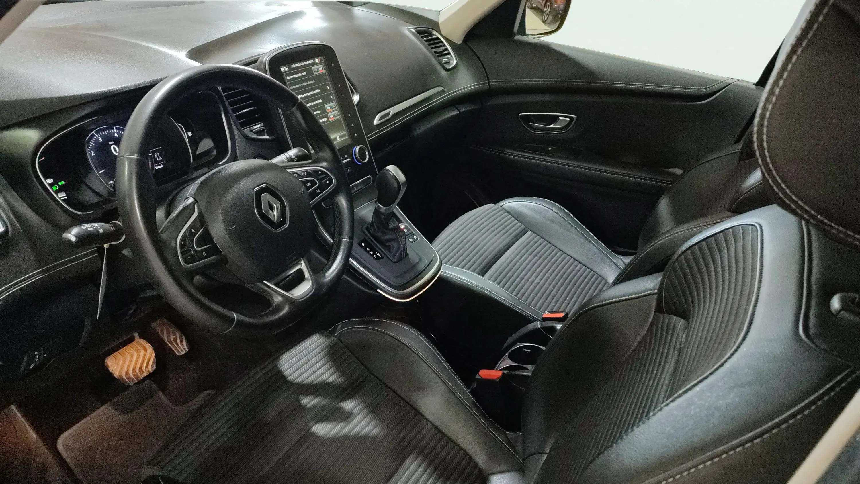Renault Scénic Zen TCe EDC GPF SS - foto 7