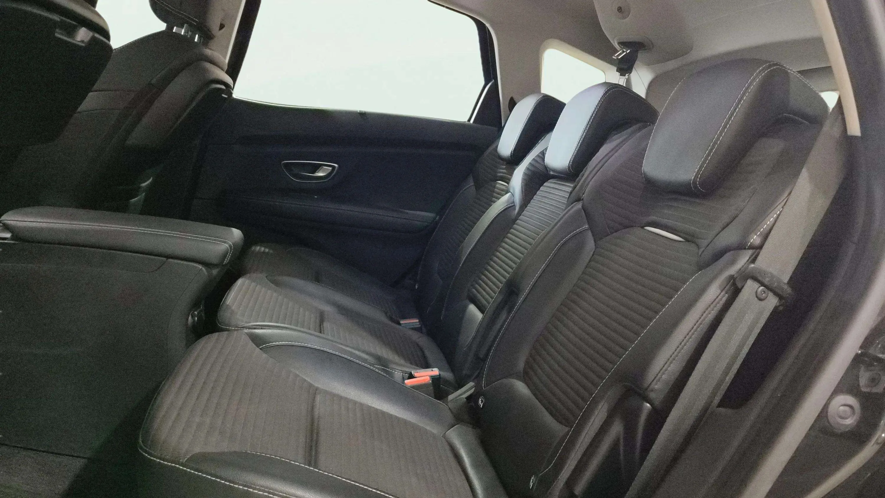 Renault Scénic Zen TCe EDC GPF SS - foto 23