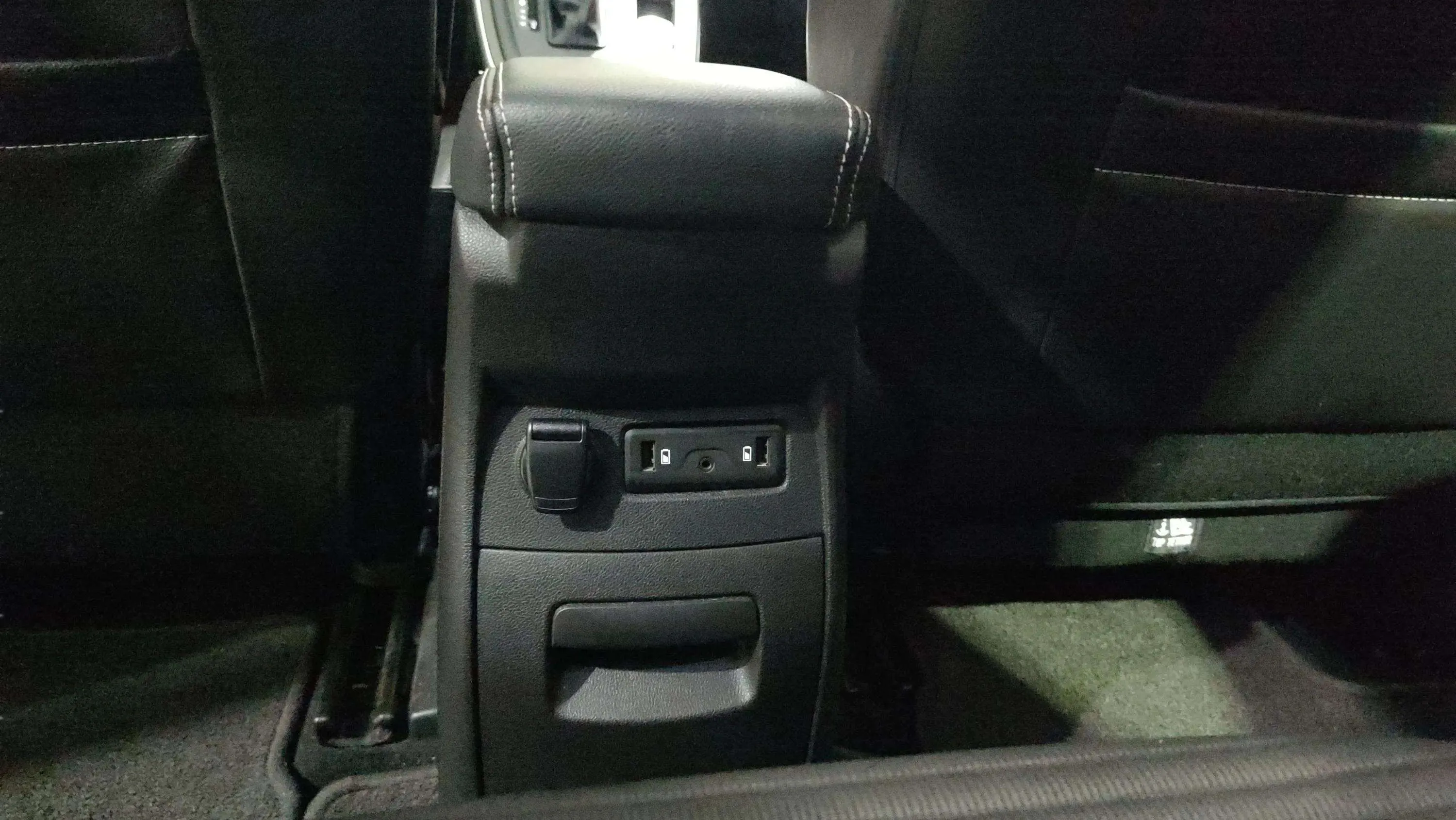 Renault Scénic Zen TCe EDC GPF SS - foto 24