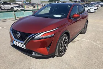 nissan qashqai dig t mhev xtronic tekna hibrido no enchufable automatica arval barcelona 903000000256544