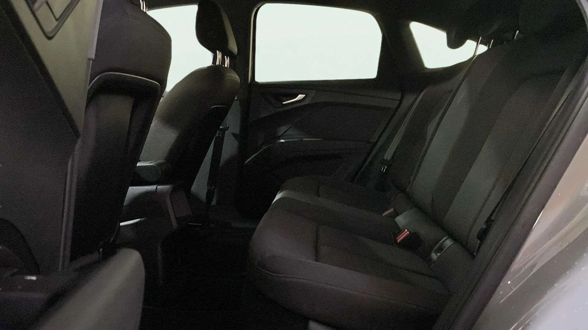 Audi Q4 3AUDI Q4 e-tron Advanced 35 etron 55kWh - foto 11