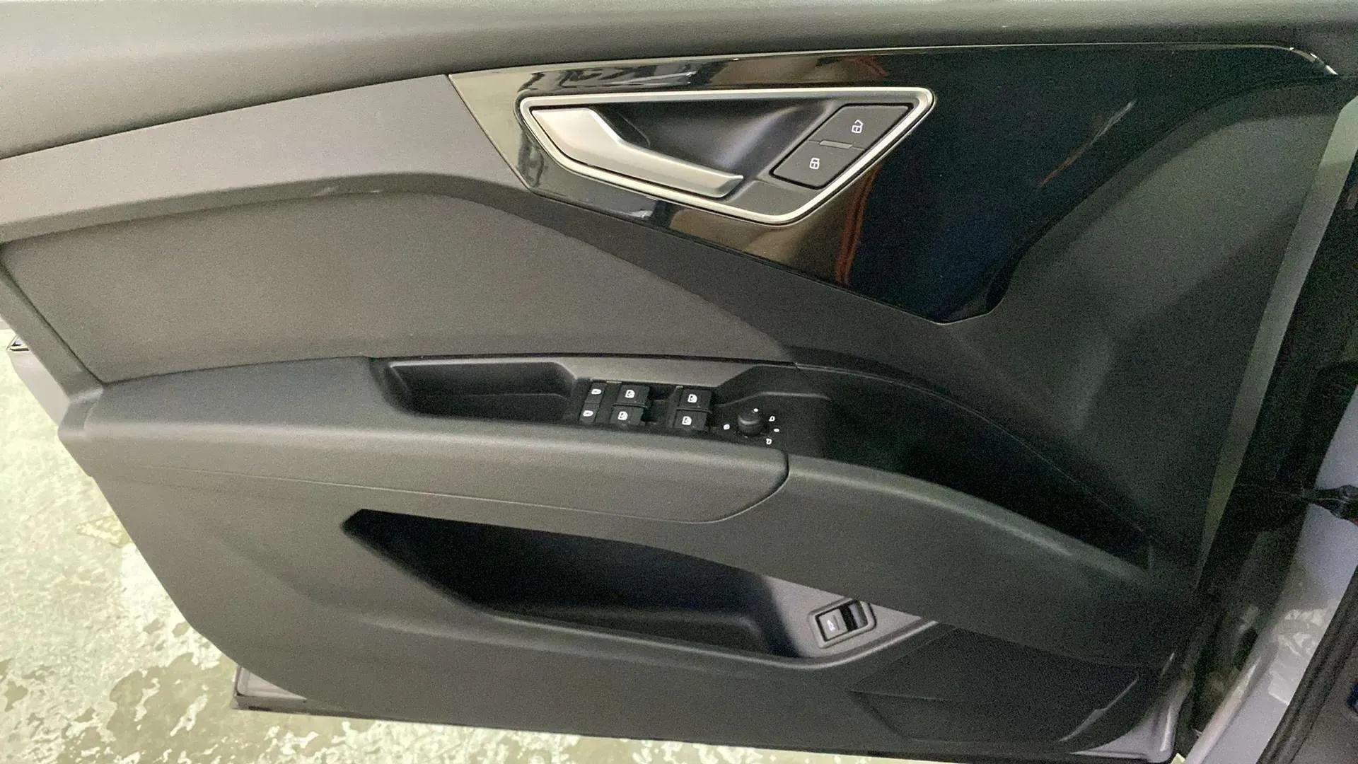 Audi Q4 3AUDI Q4 e-tron Advanced 35 etron 55kWh - foto 21
