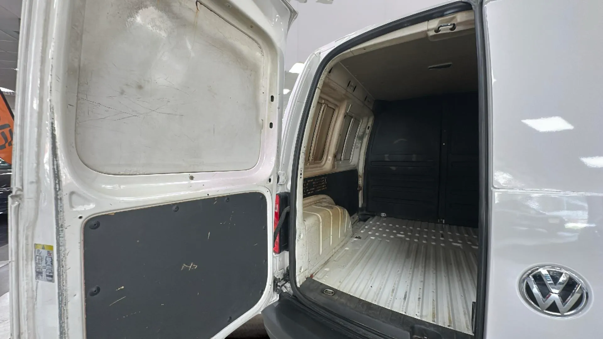 Volkswagen Caddy - foto 27