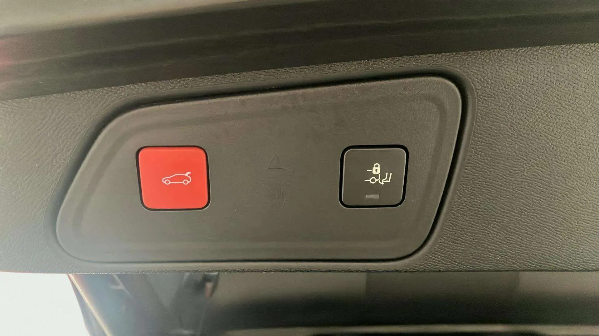 Peugeot 3008 2.0 BlueHDi Allure Pack EAT8 - foto 13