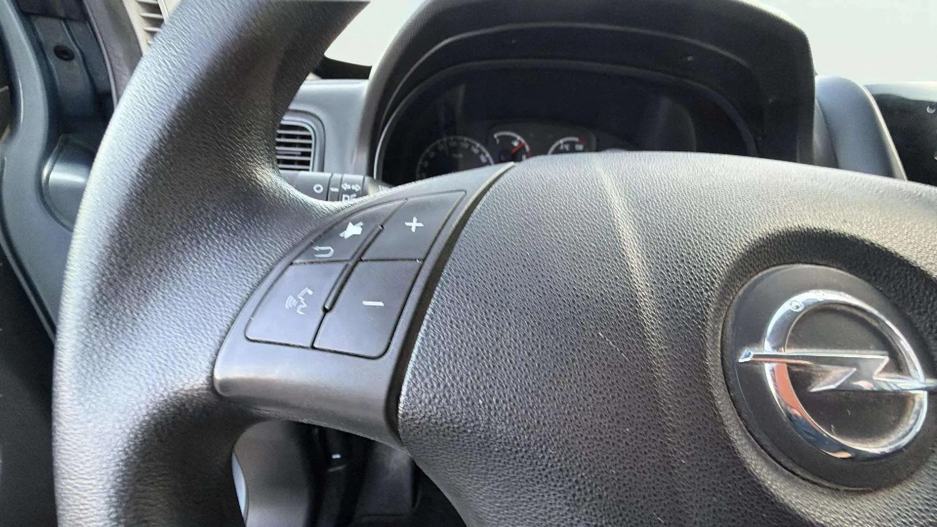Opel Combo 1.3 CDTI - foto 17