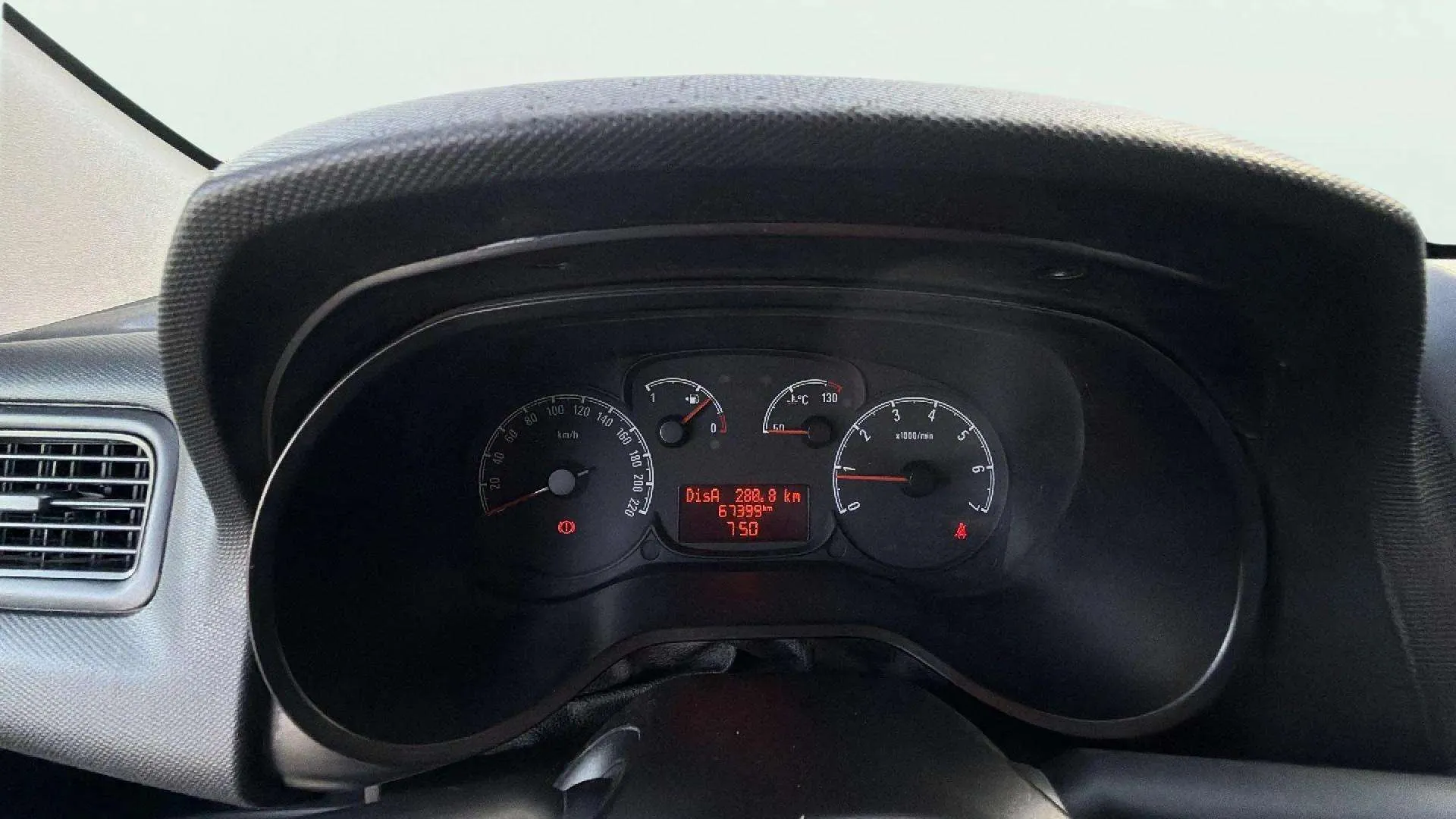 Opel Combo 1.3 CDTI - foto 12