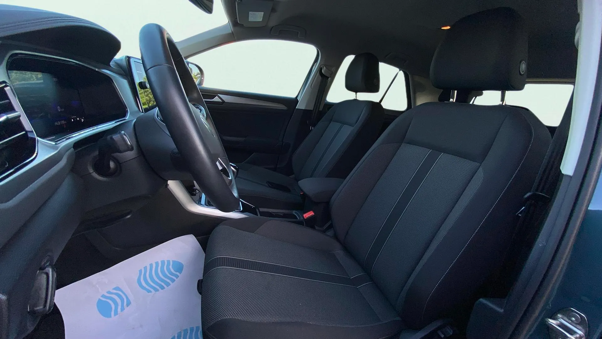 Volkswagen T-Roc Life 1.5 TSI - foto 22