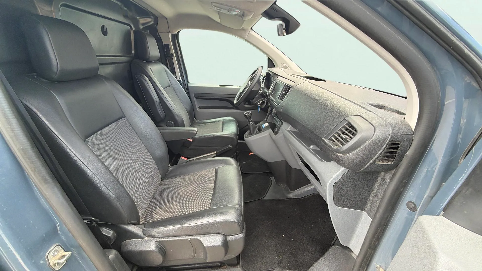 Citroën Jumpy Talla M BlueHDi 100 Control - foto 16
