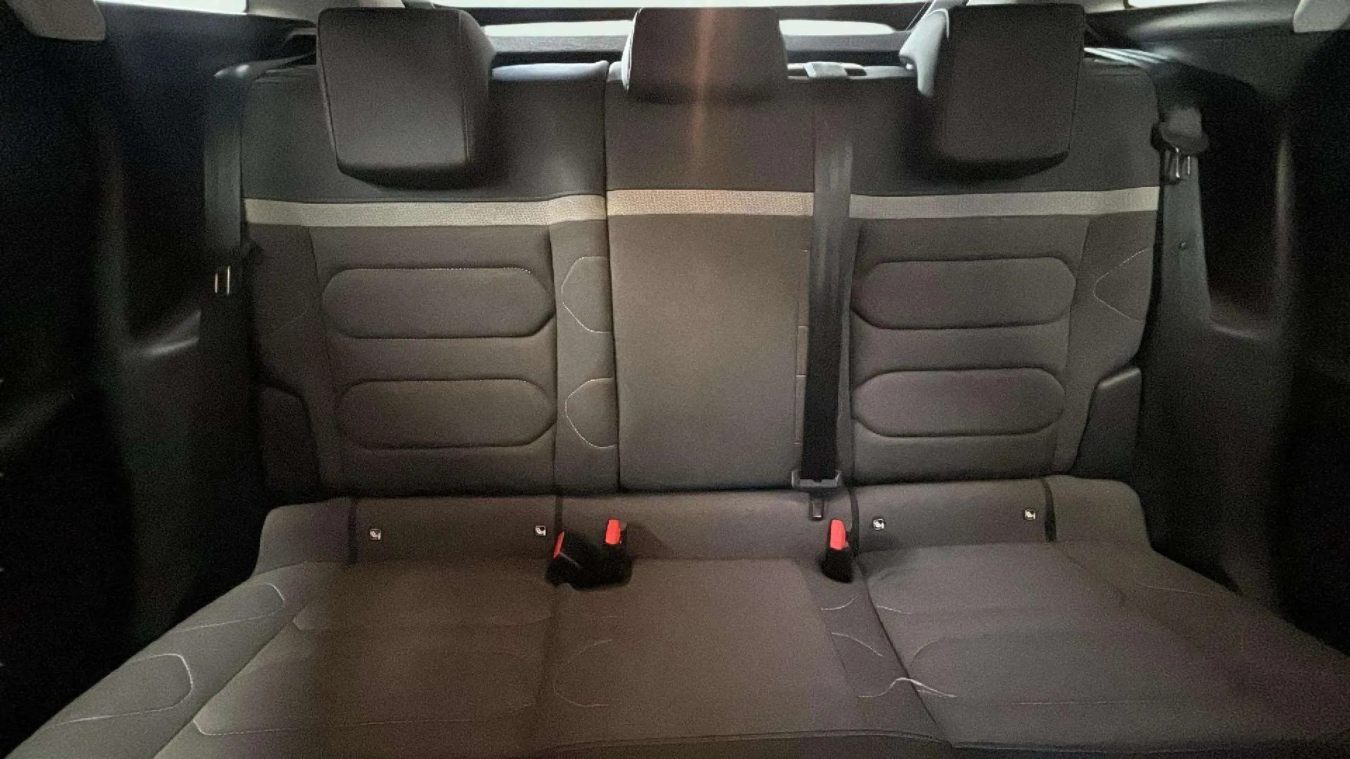 Citroën C4 PureTech 130 EAT8 Plus - foto 17