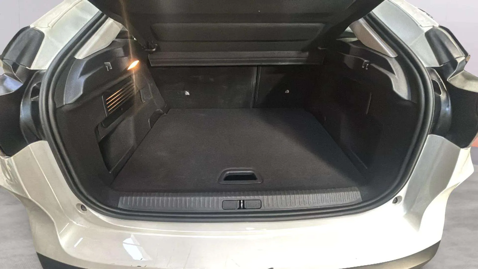 Citroën C4 PureTech 130 EAT8 Plus - foto 9