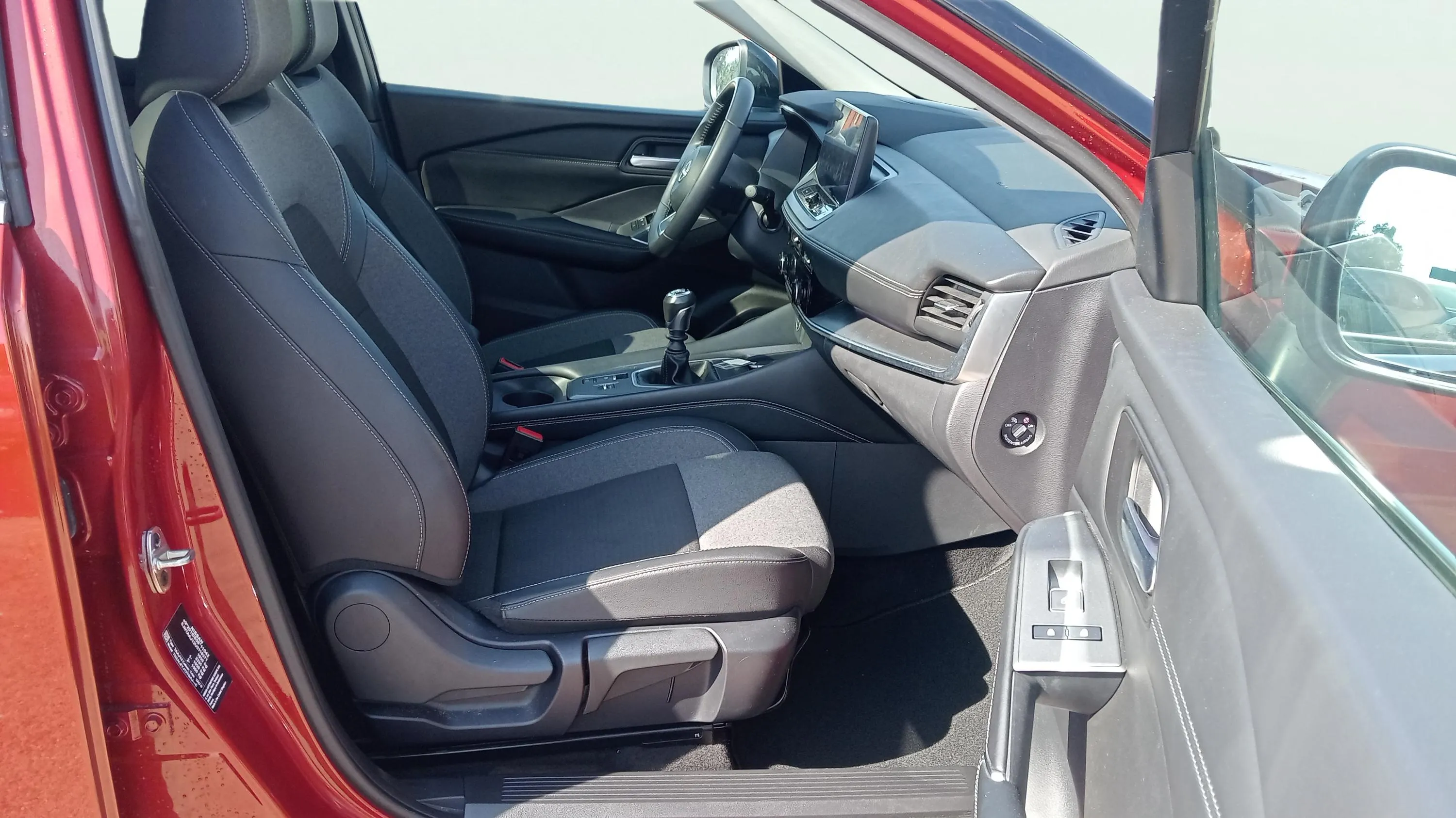 Nissan Qashqai DIG-T N-Connecta - foto 15