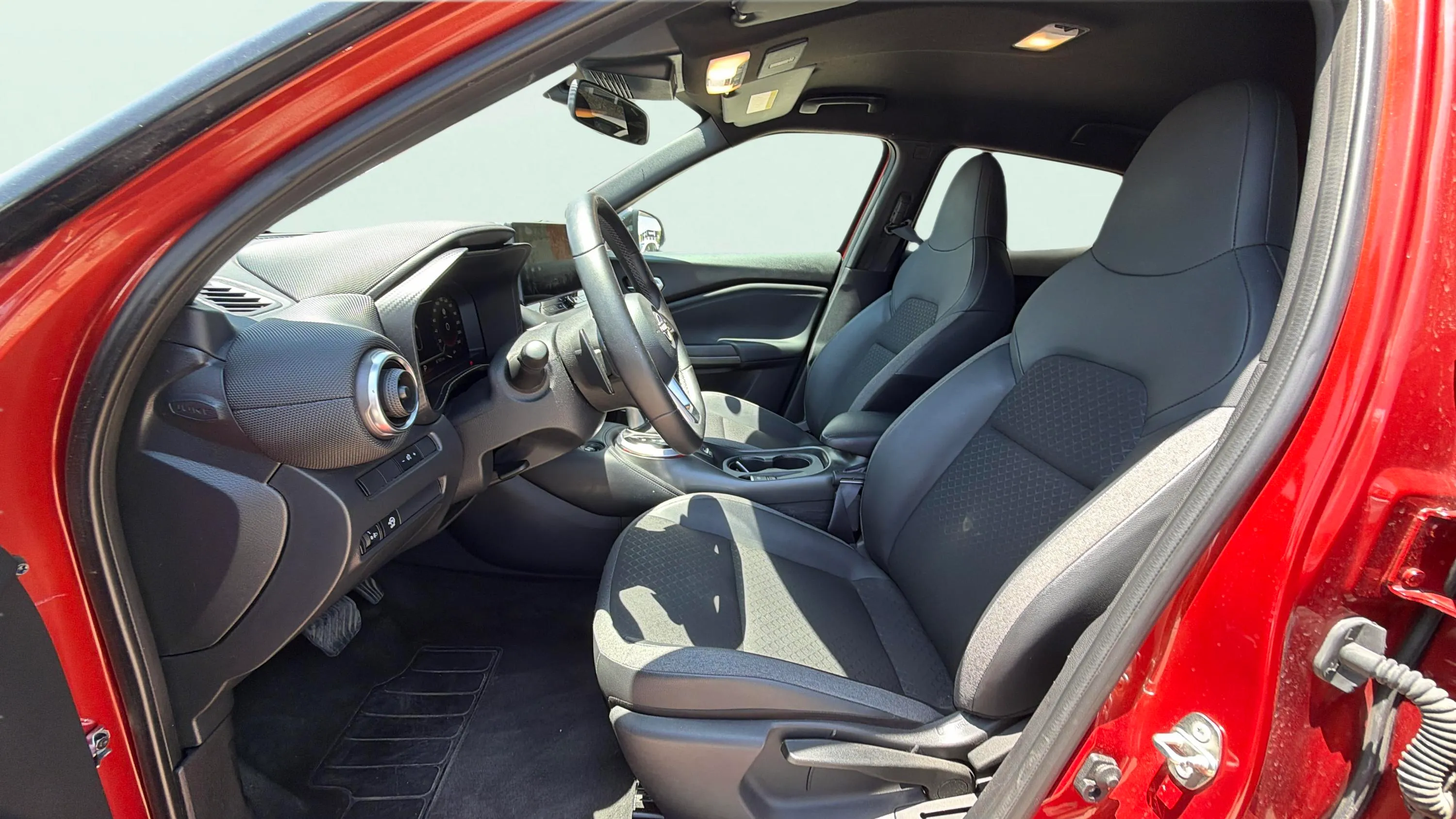 Nissan Juke DIG-T DCT N-Connecta - foto 16