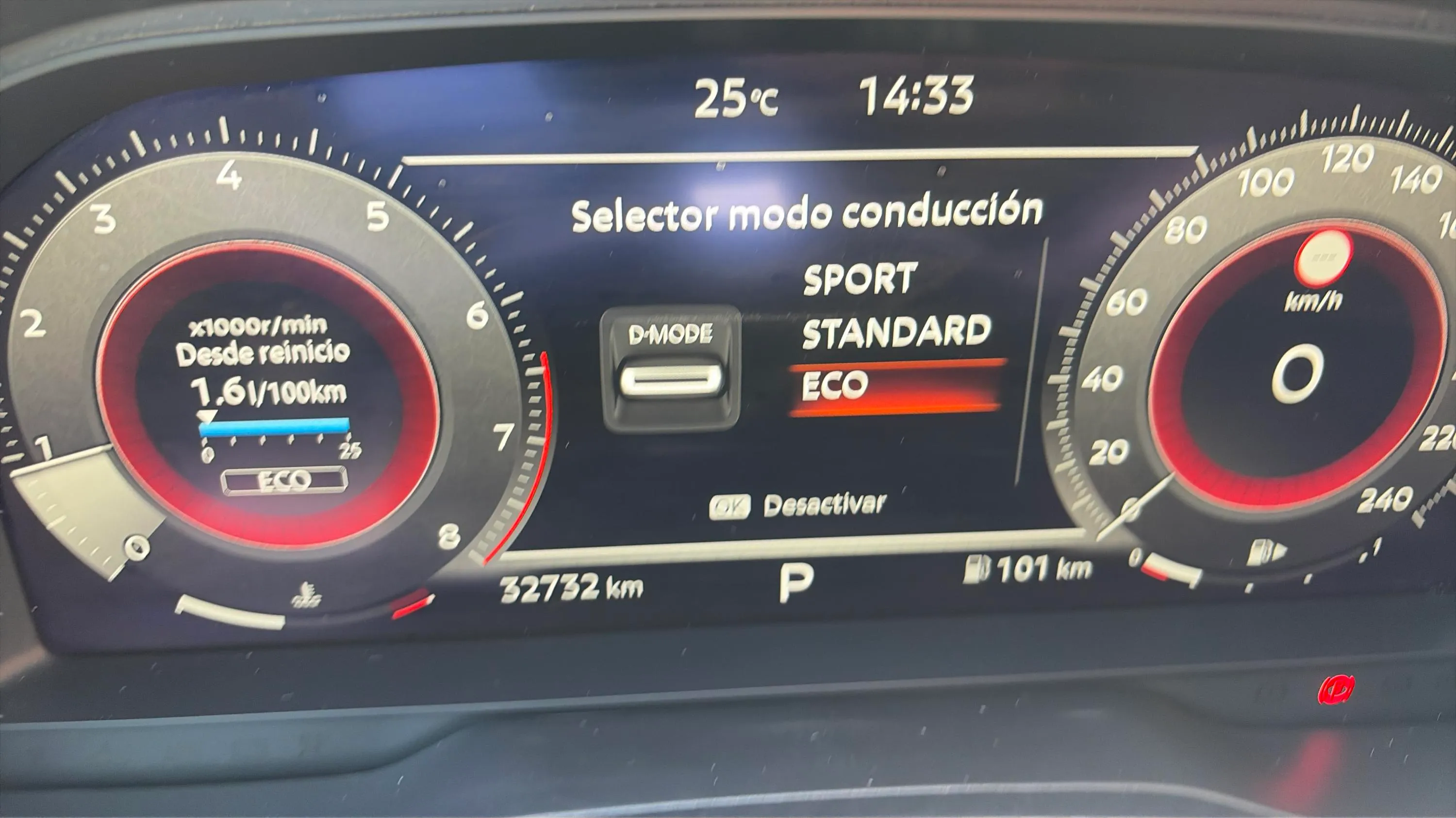 Nissan Juke DIG-T DCT N-Connecta - foto 29