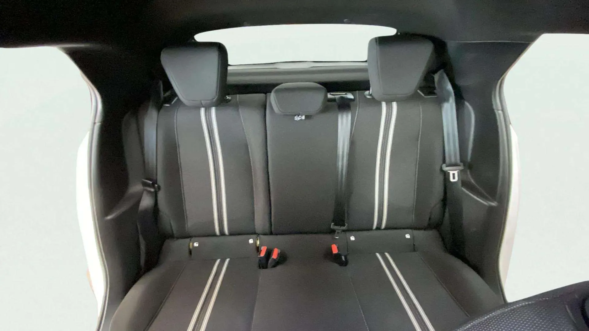 Opel Corsa 1.2T XHL GS - foto 11
